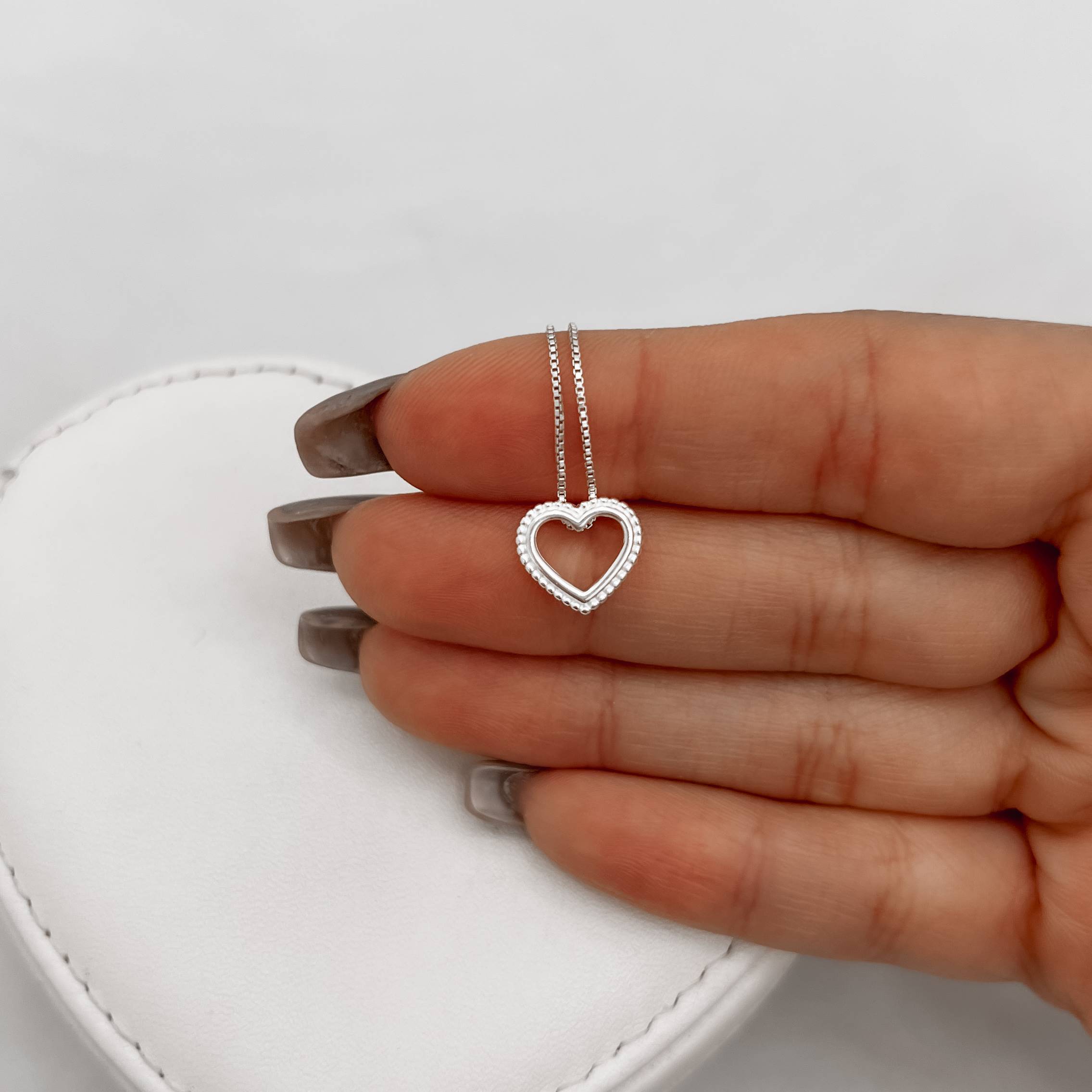 Imagem Secundária Colar coração vazado passante 11mm 45cm