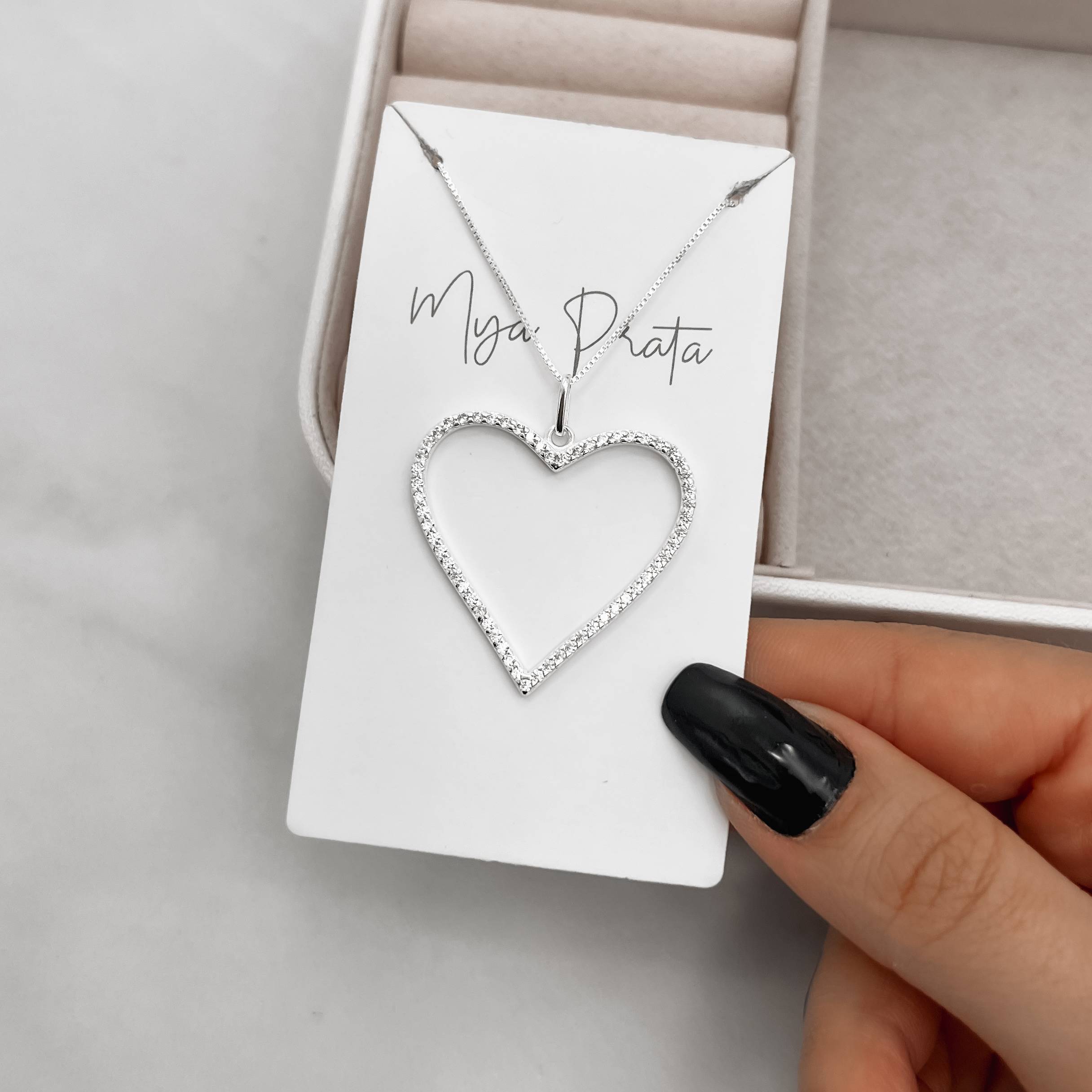 Imagem Secundária Colar pingente coração vazado cravejado 33mm 45cm