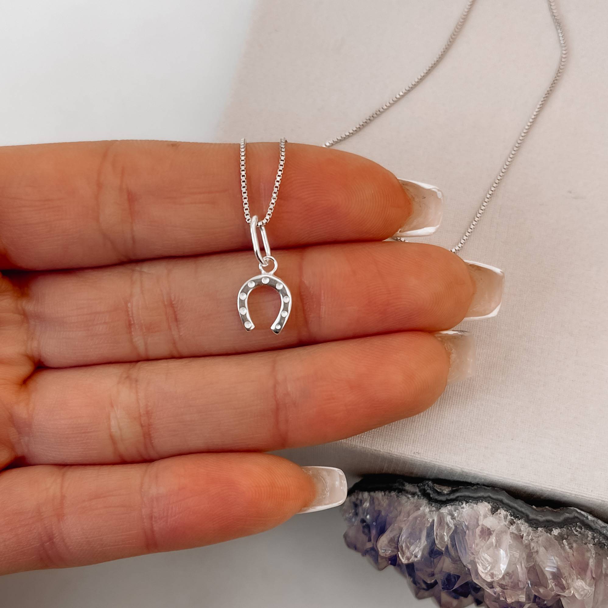 Colar pingente ferradura 8mm 40cm