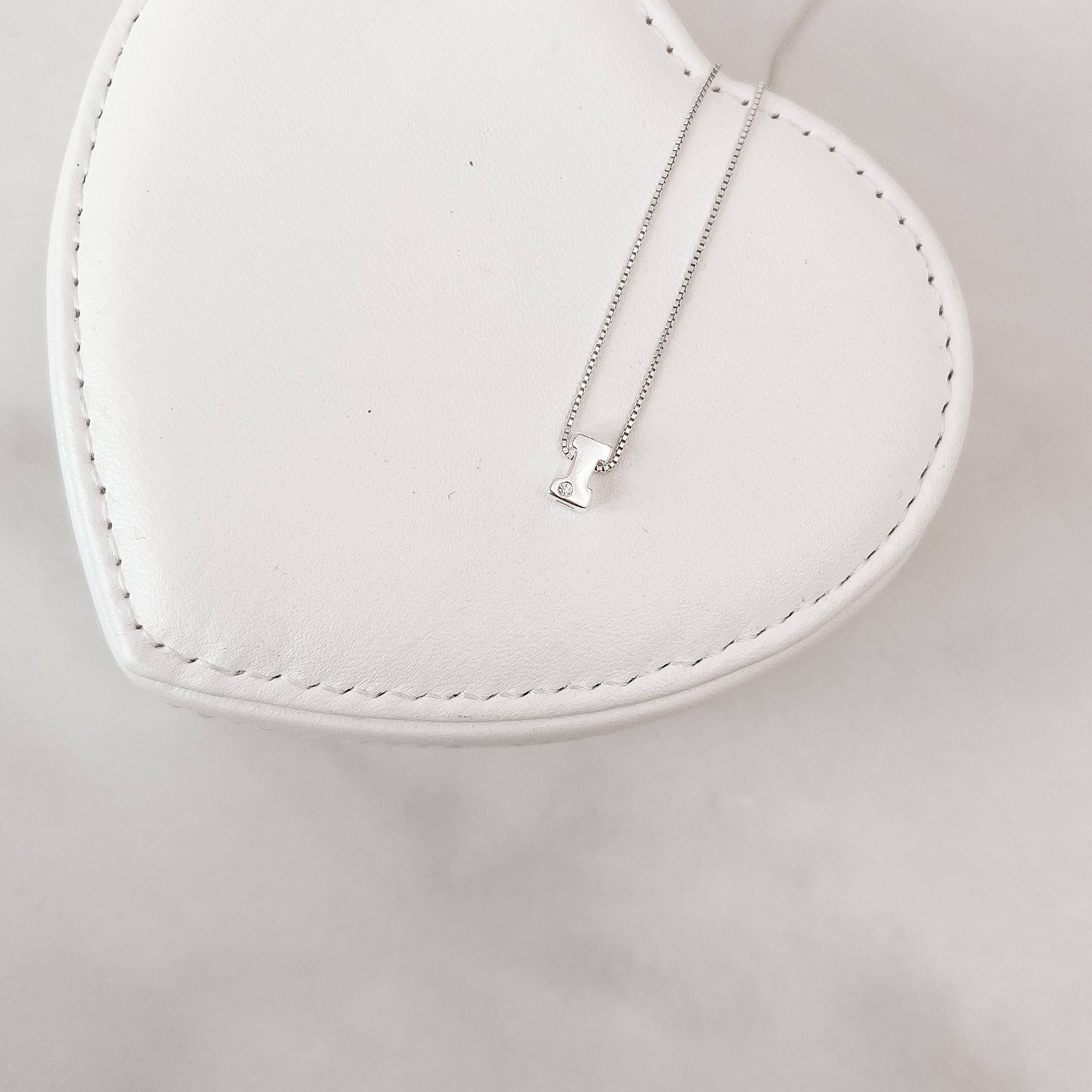 Colar letra I detalhe zircônia 7mm 45cm