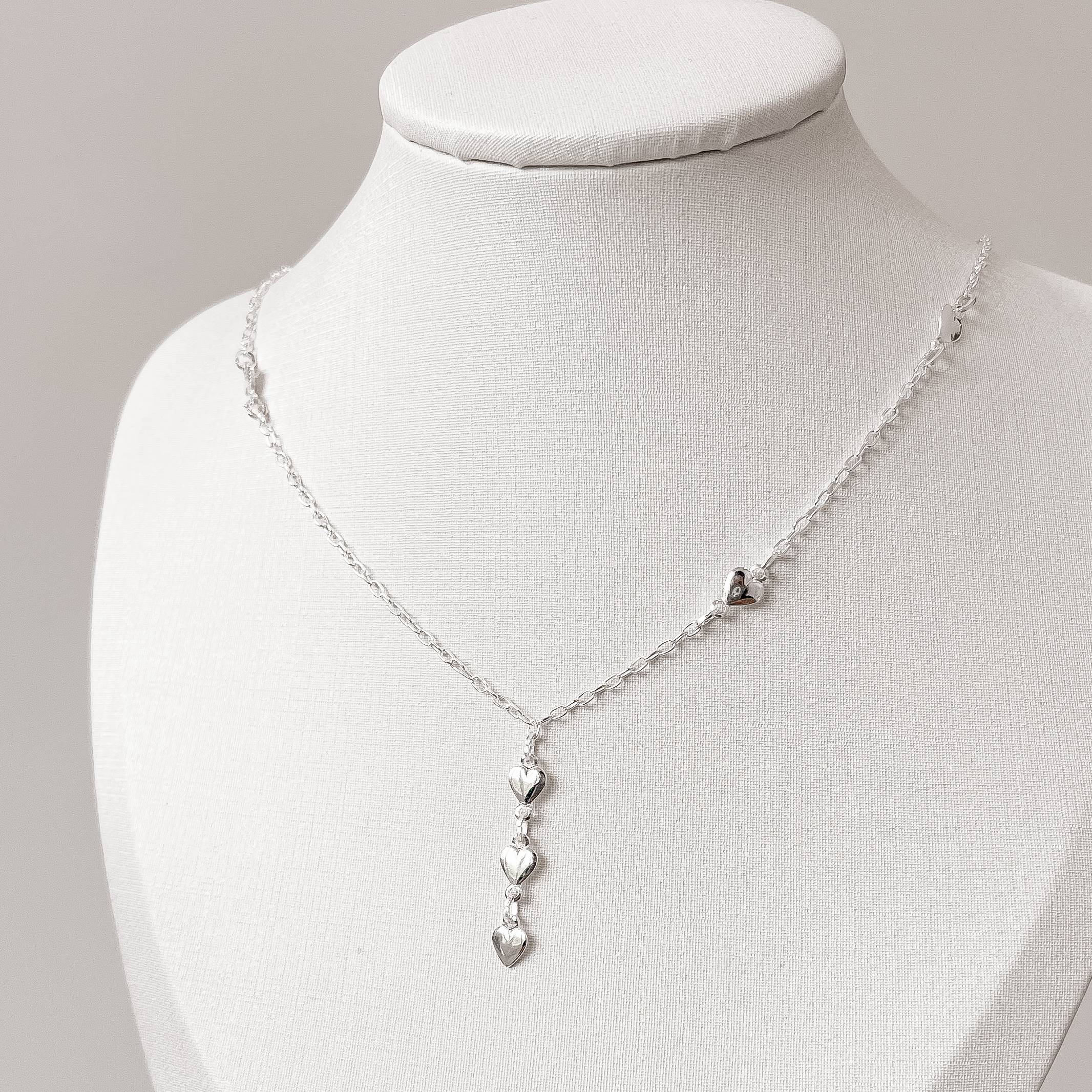 Imagem Gravatinha entremeio corações 40+5cm