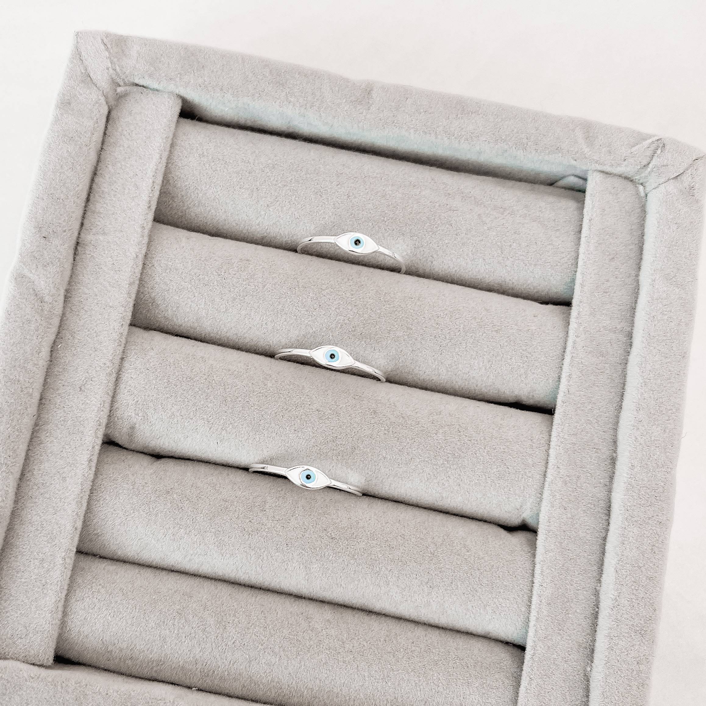 Imagem Secundária Anel olho grego resina