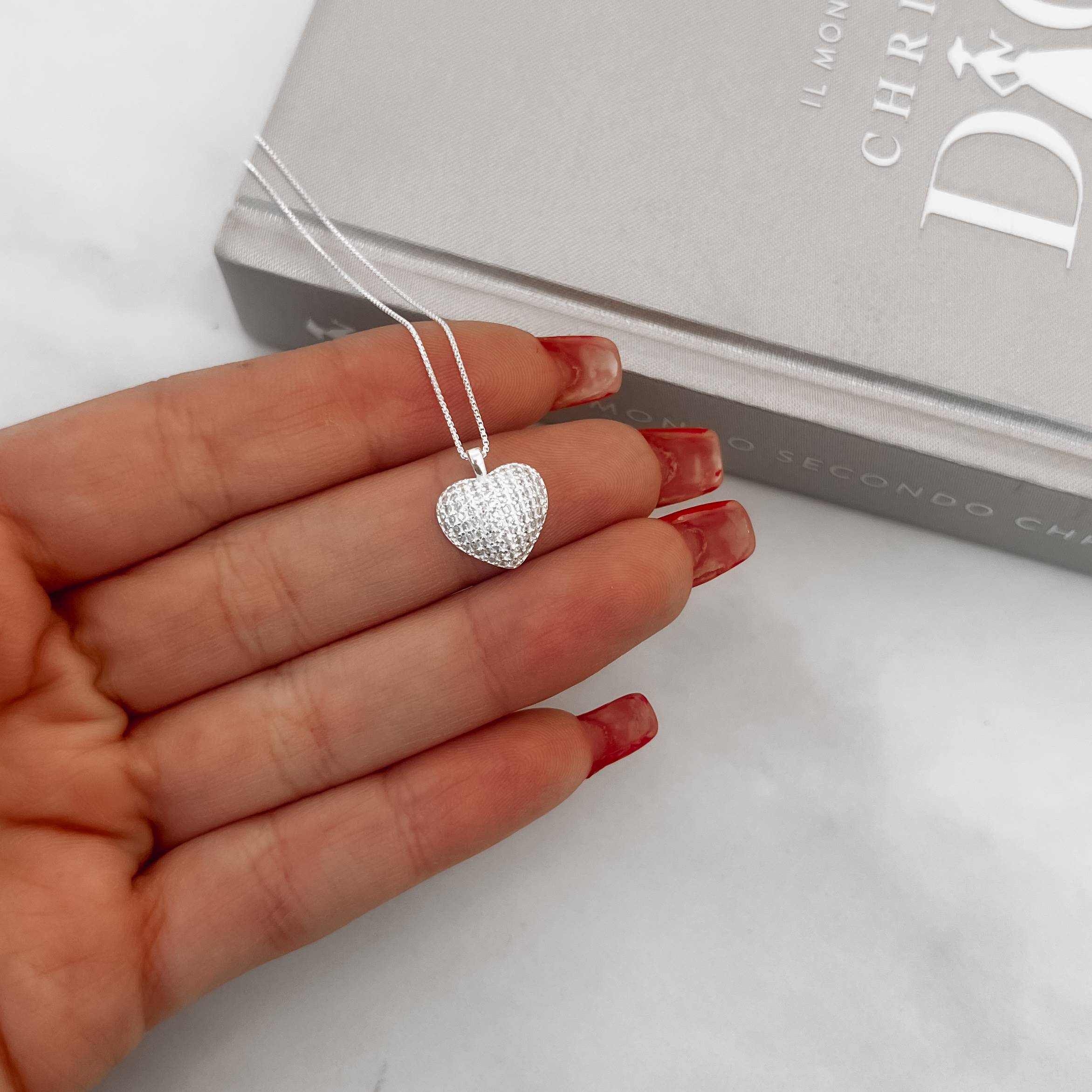 Imagem Secundária Colar pingente coração cravejado 11mm 40+3cm