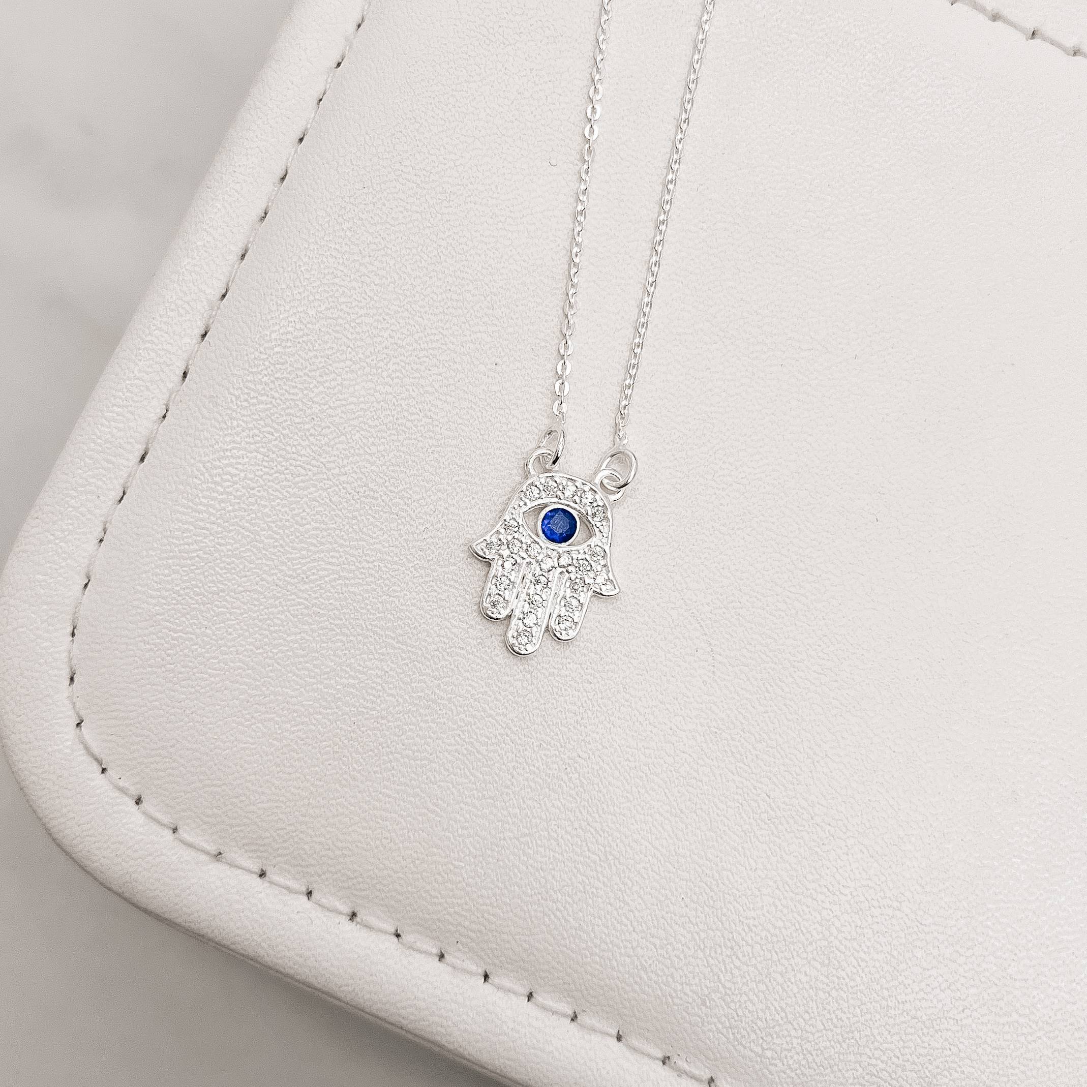 Imagem Secundária Colar mão cravejada 16mm corrente cadeado 40cm com alongadora