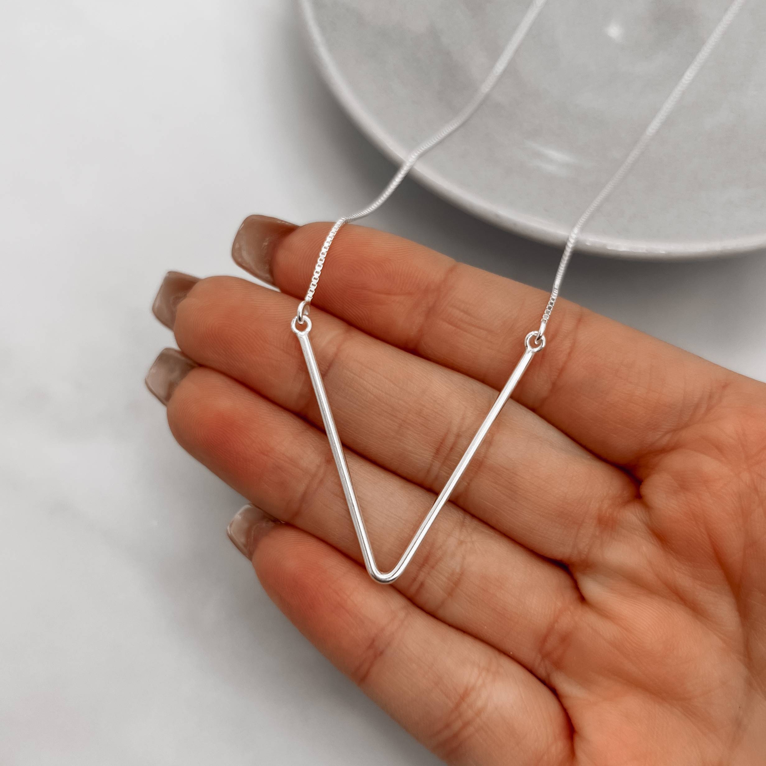 Colar V 32mm v15 40cm com alongadora