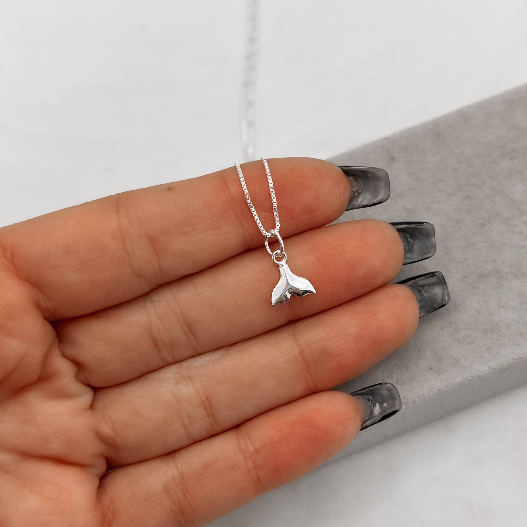 Imagem Secundária Colar pingente sereia 8mm 40cm