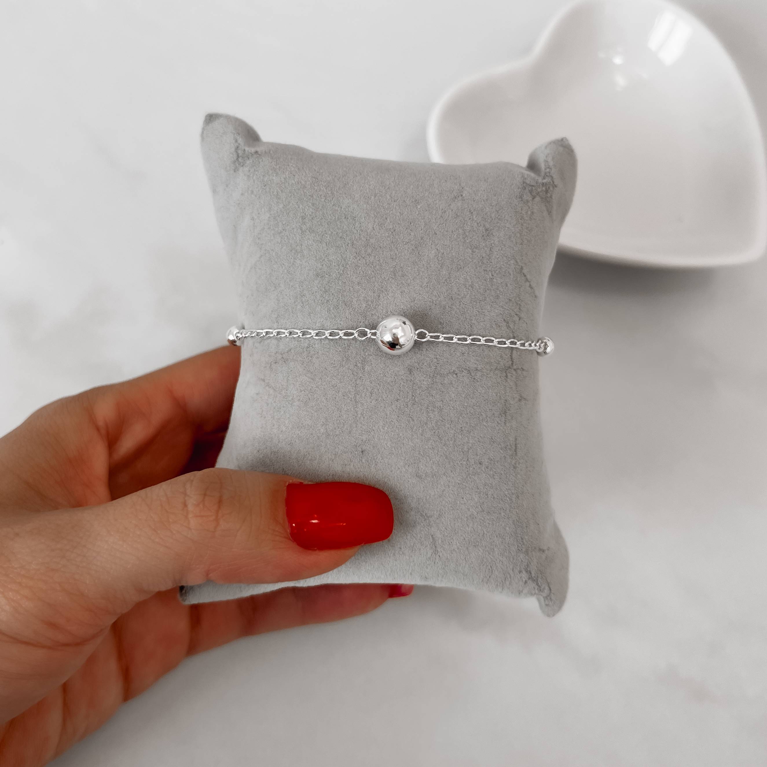 Imagem Secundária Pulseira entremeio bolas 4 e 7mm corrente cadeado