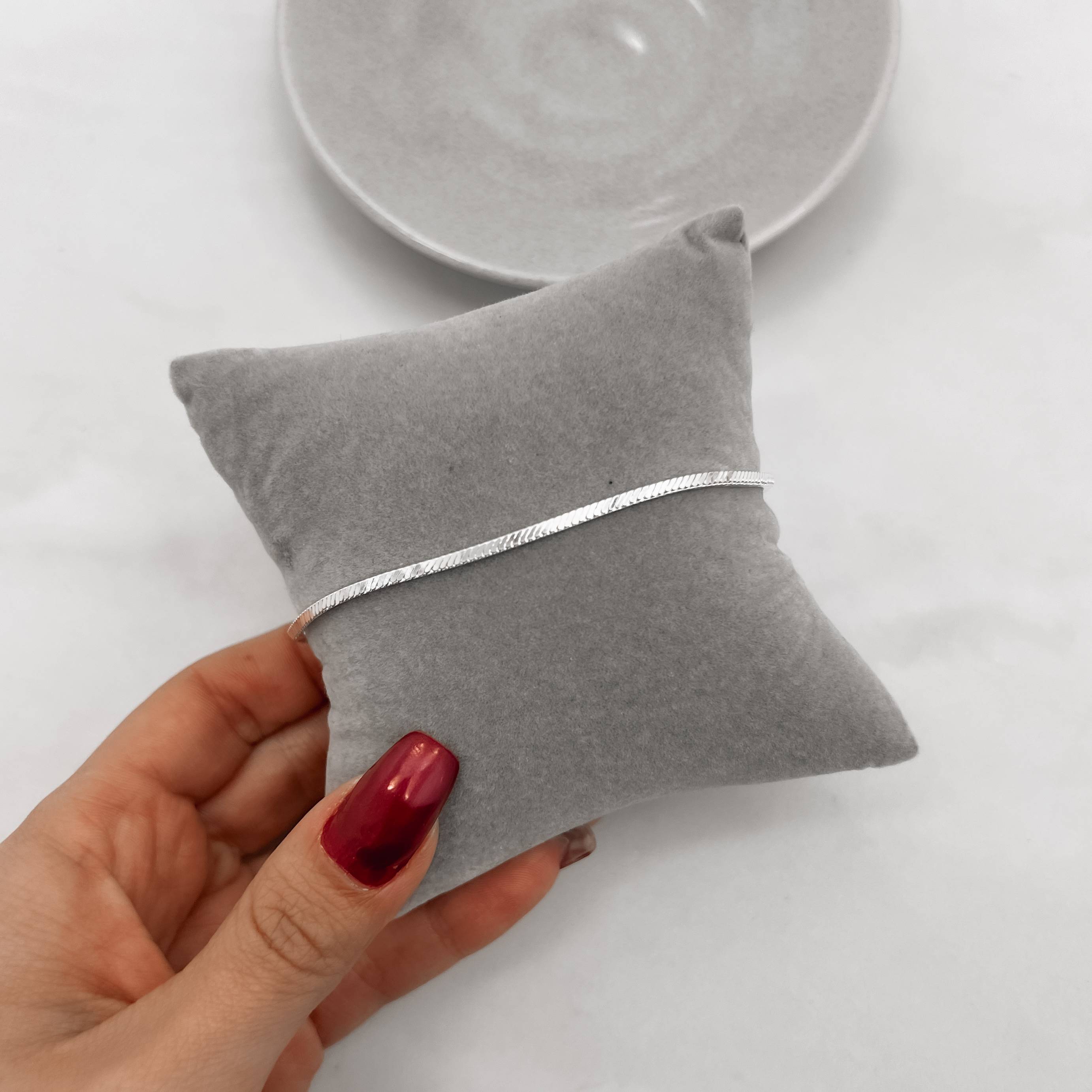 Imagem Secundária Pulseira corrente rabo de rato fio quadrado 1.8