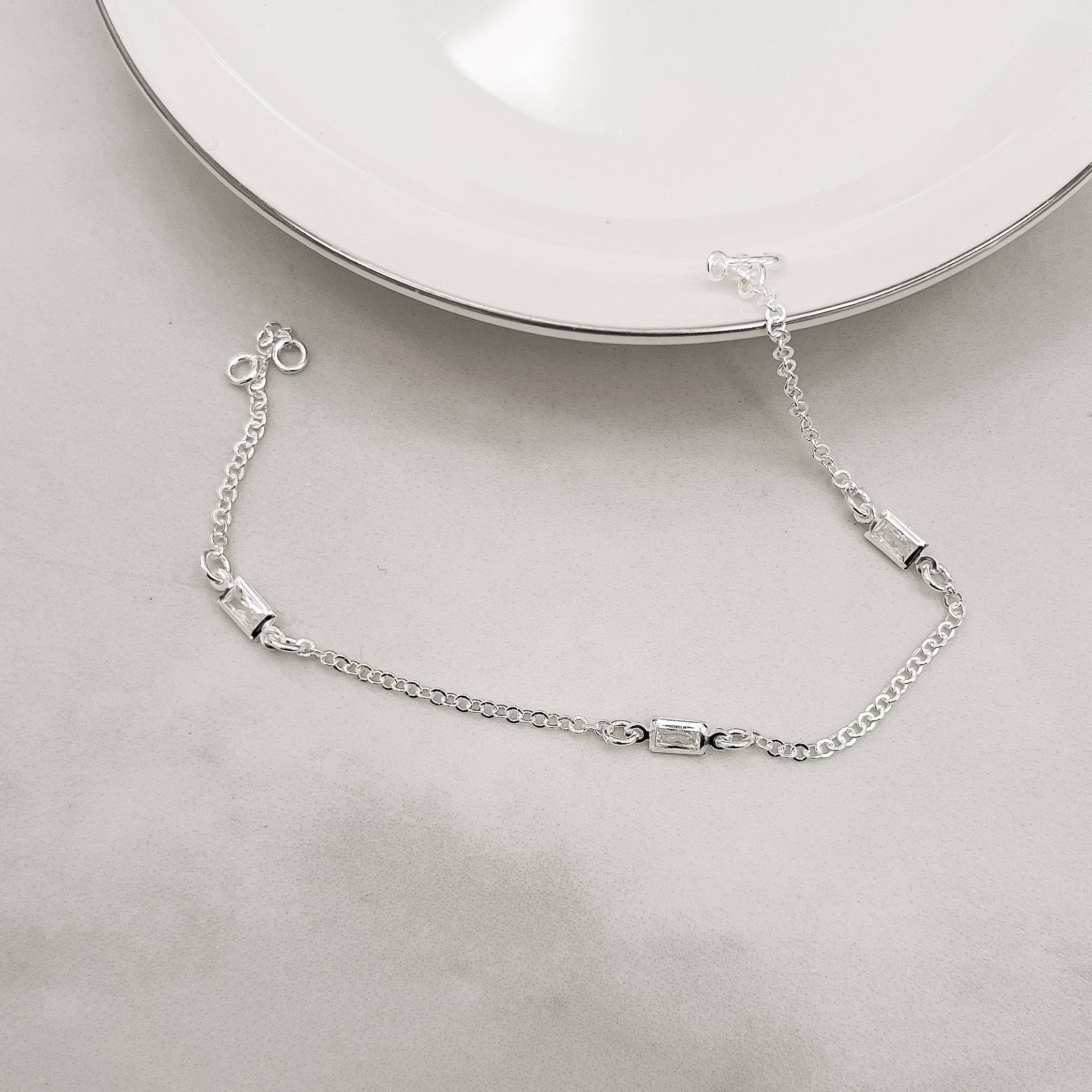 Pulseira entremeio zircônias retangulares 6mm