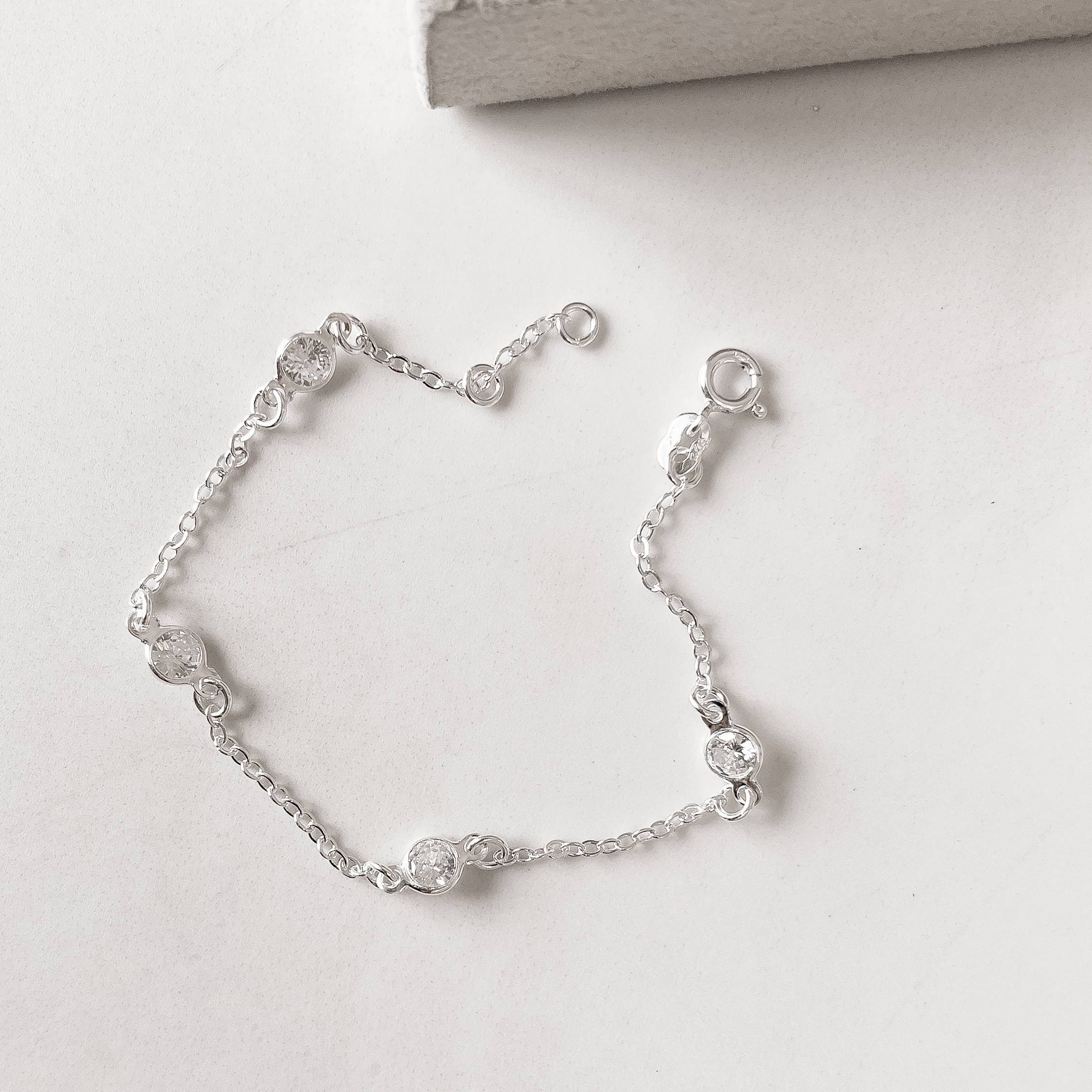 Pulseira entremeios zircônias cristal 5mm