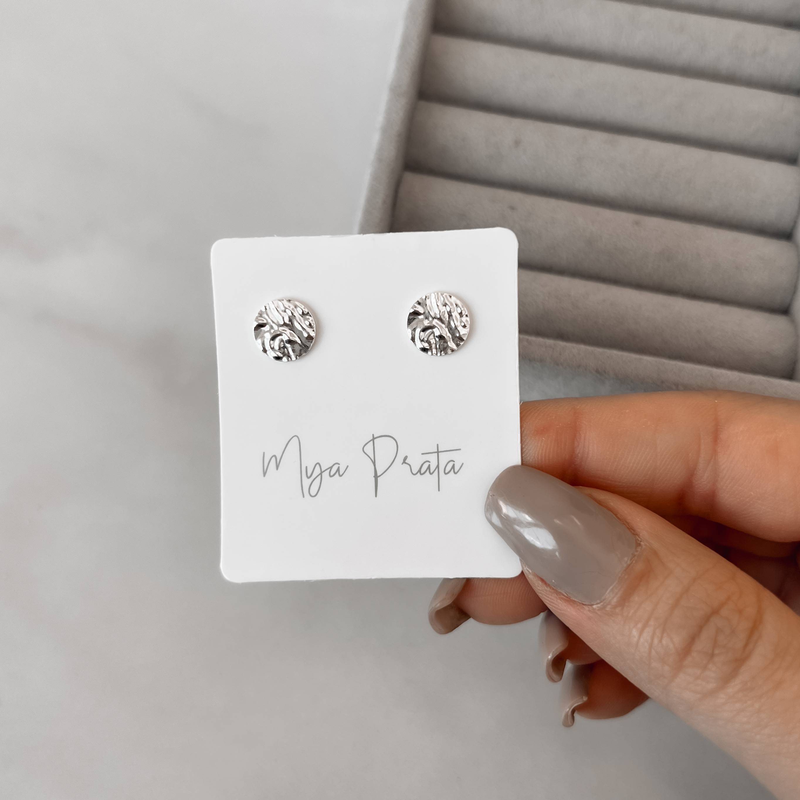 Imagem Brinco circulo detalhe texturizado 9mm