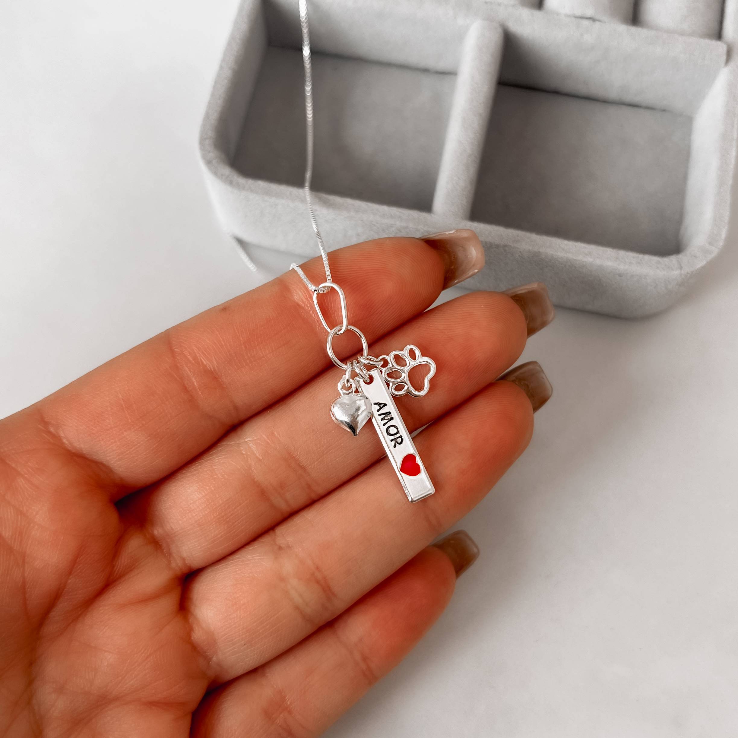 Imagem Secundária Colar pingente patuá amor 45cm