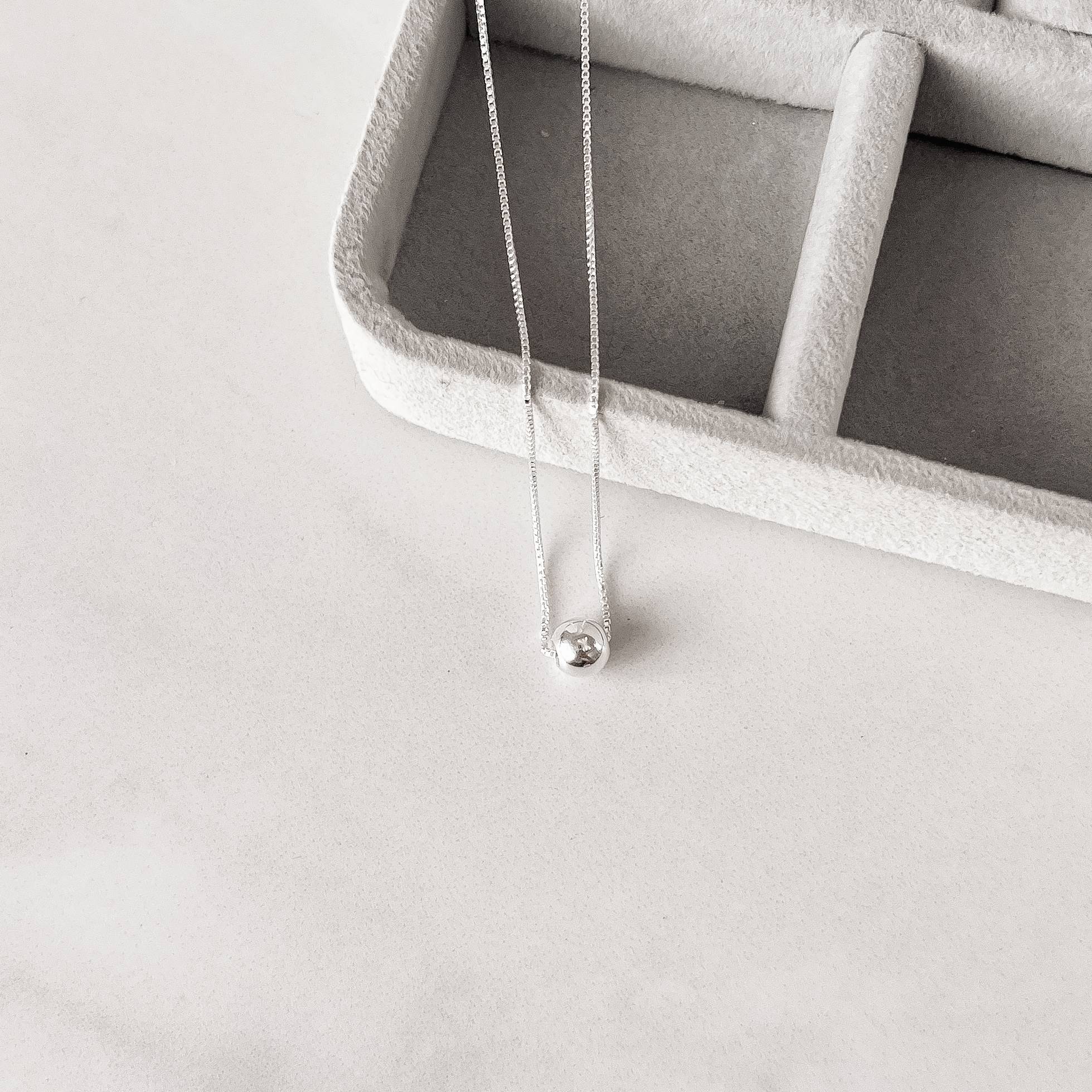 Imagem Secundária Colar bola 6mm 40cm com alongadora