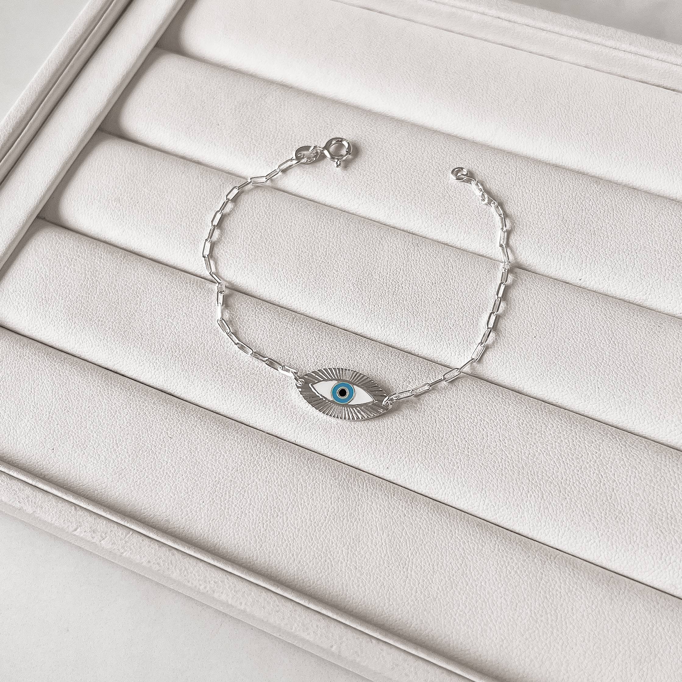 Pulseira entremeio olho com resina 20mm