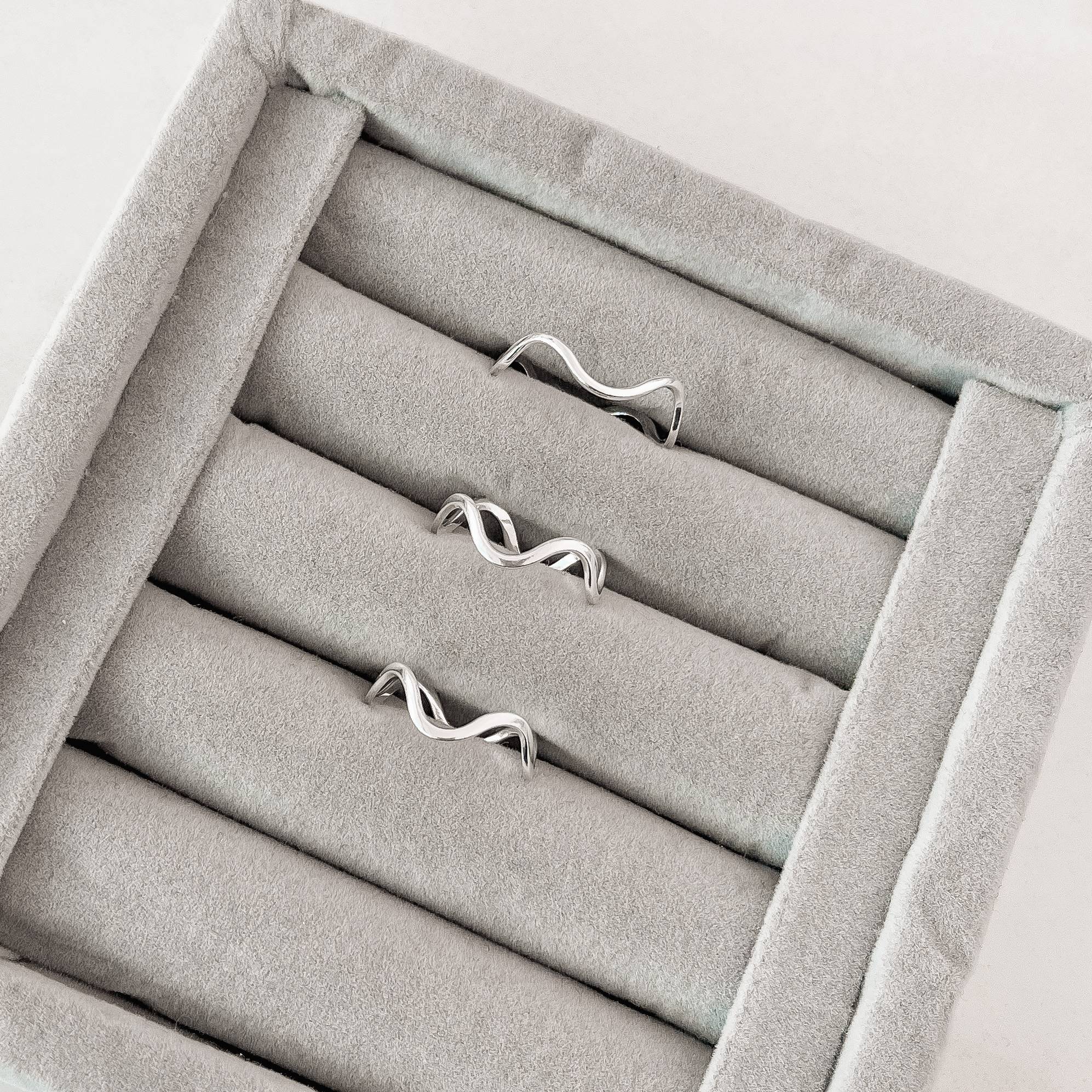 Imagem Secundária Anel fio ondulado