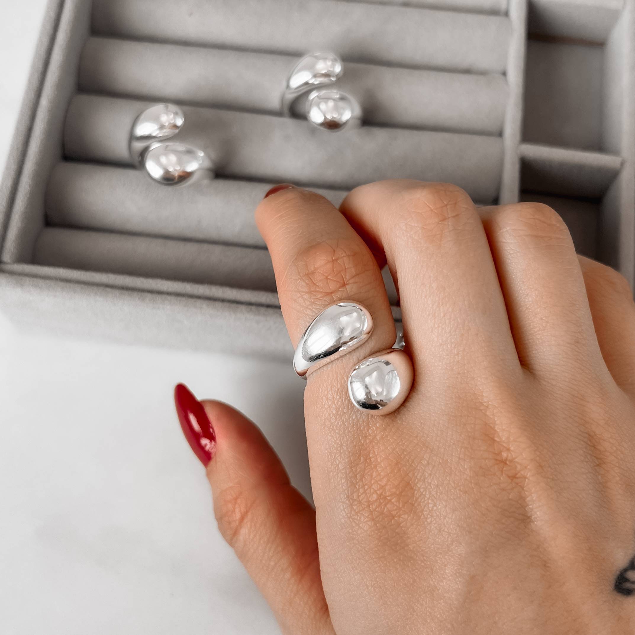 Imagem Anel largo gotas regulável P