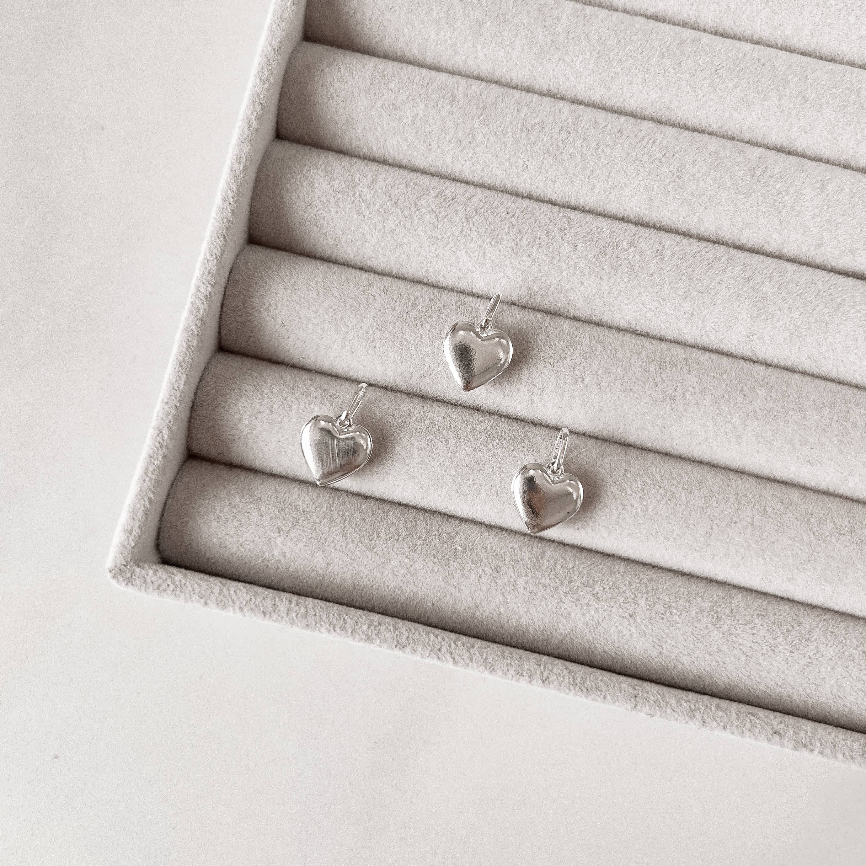 Pingente coração liso 10mm