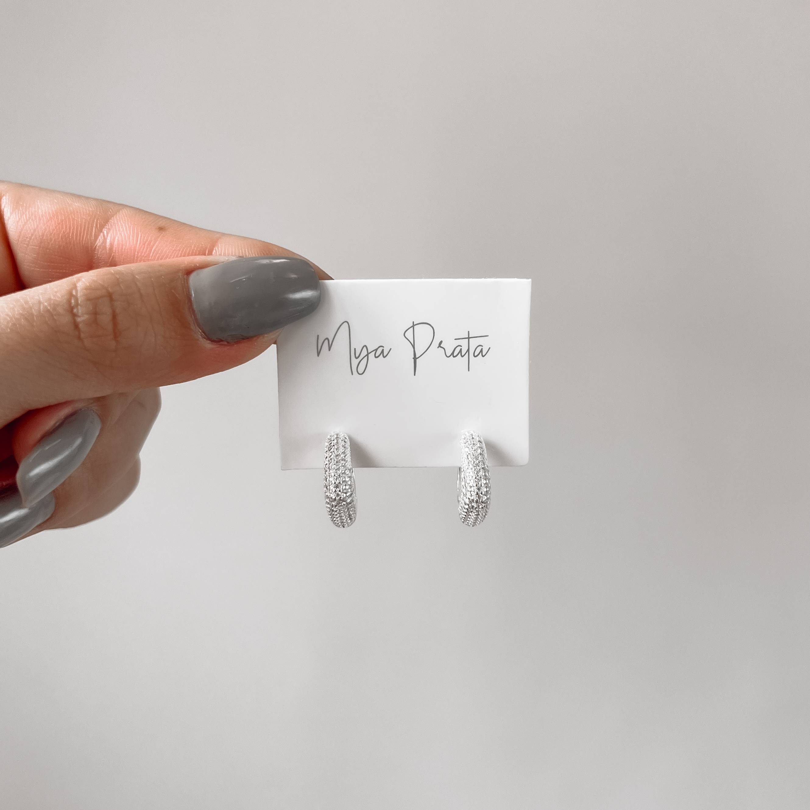 Imagem Argola click quadrada com cravejado 13mm