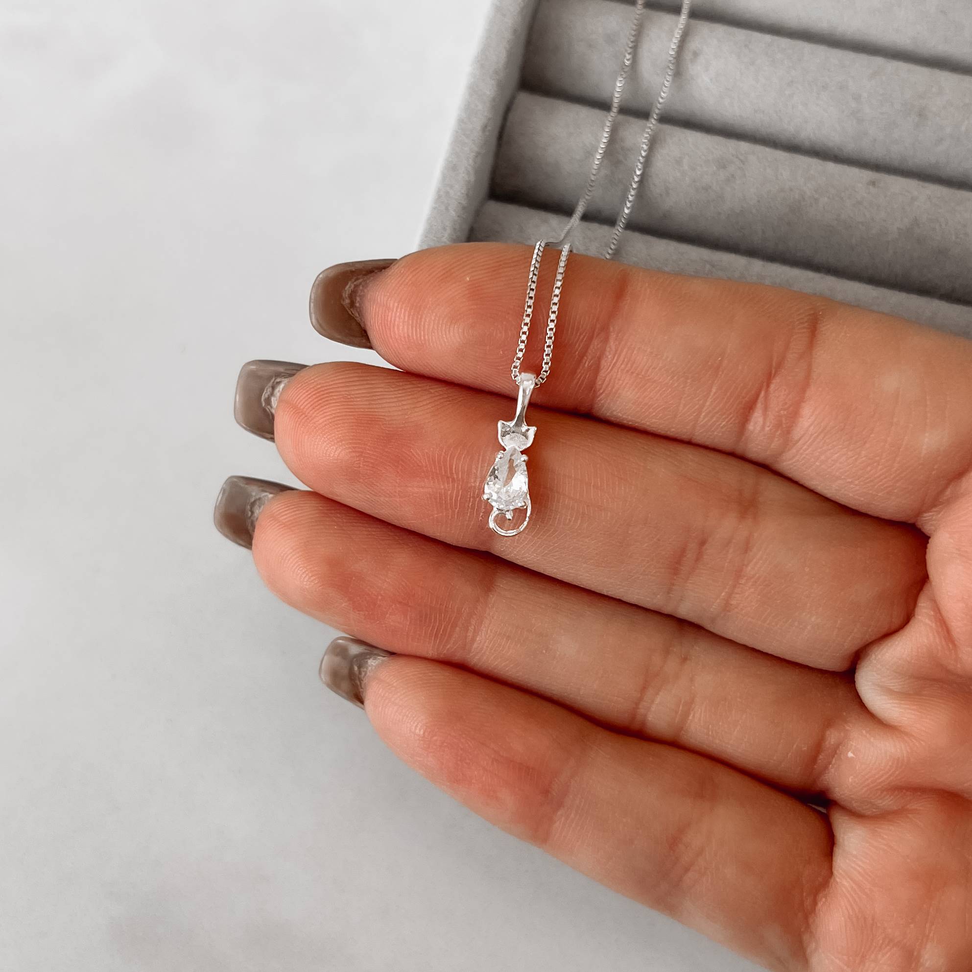 Imagem Secundária Colar pingente gato com zircônia gota cristal 10mm 45cm