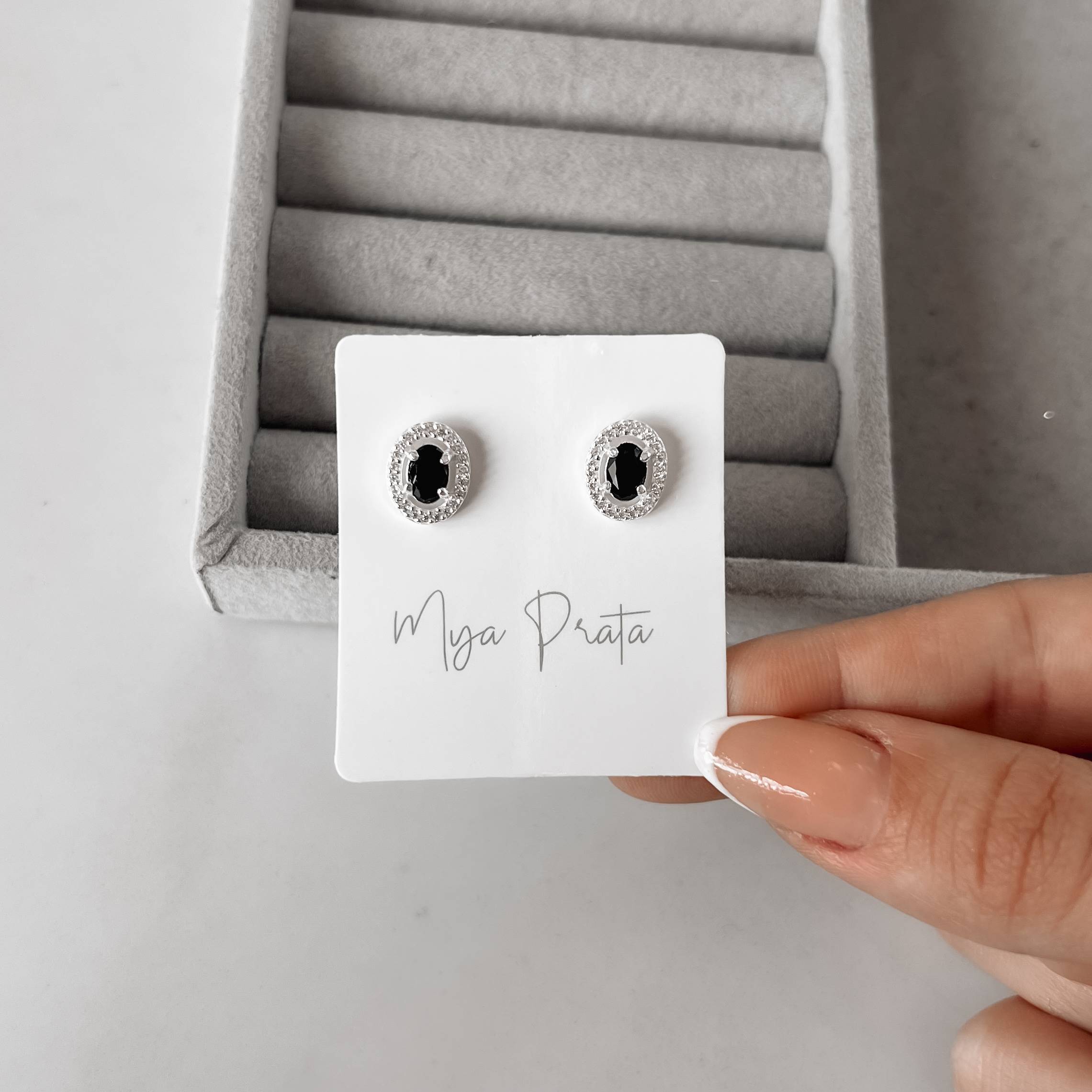 Imagem Secundária Brinco zircônia oval ônix com cravejado 11mm