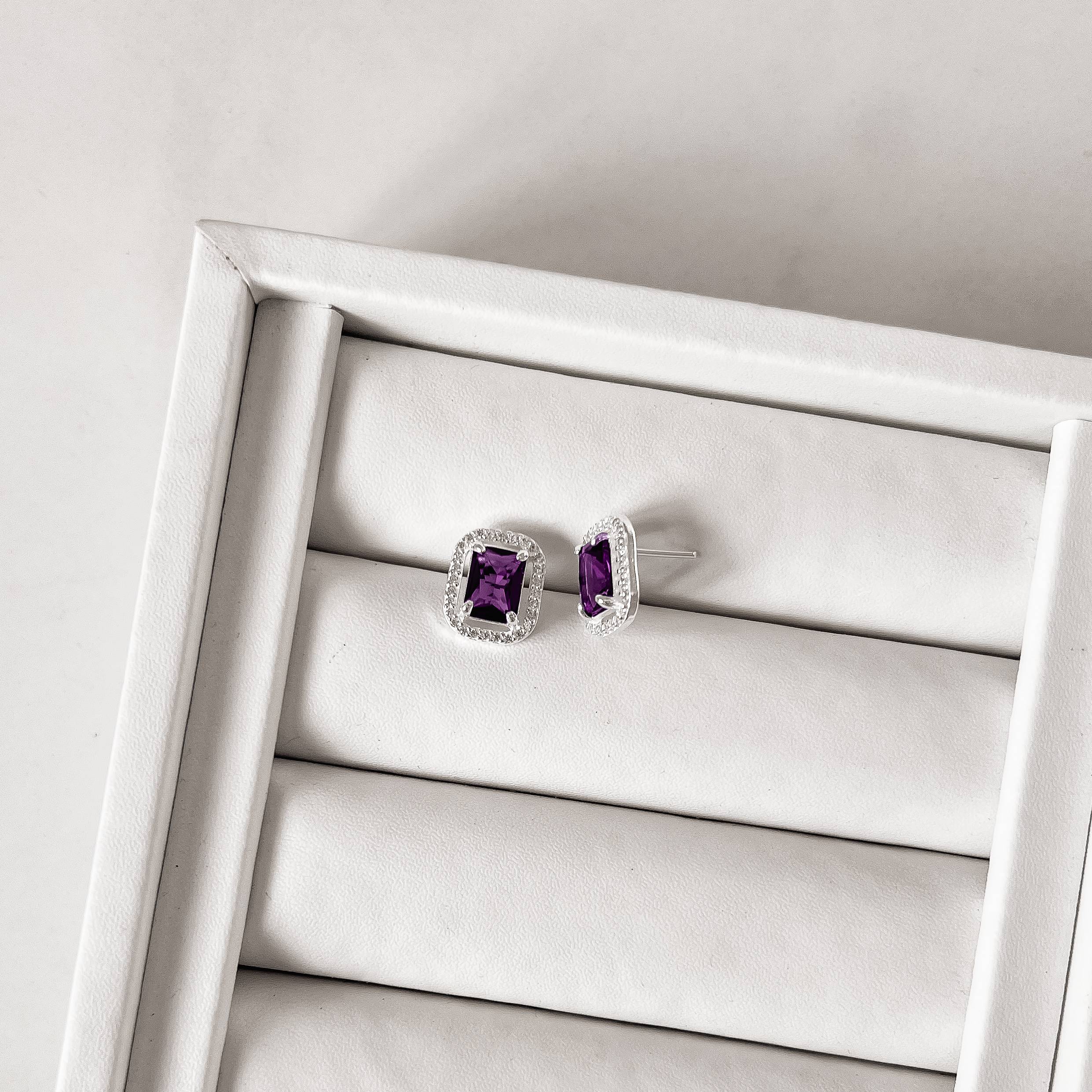 Imagem Brinco zircônia retangular ametista com cravejado 13mm