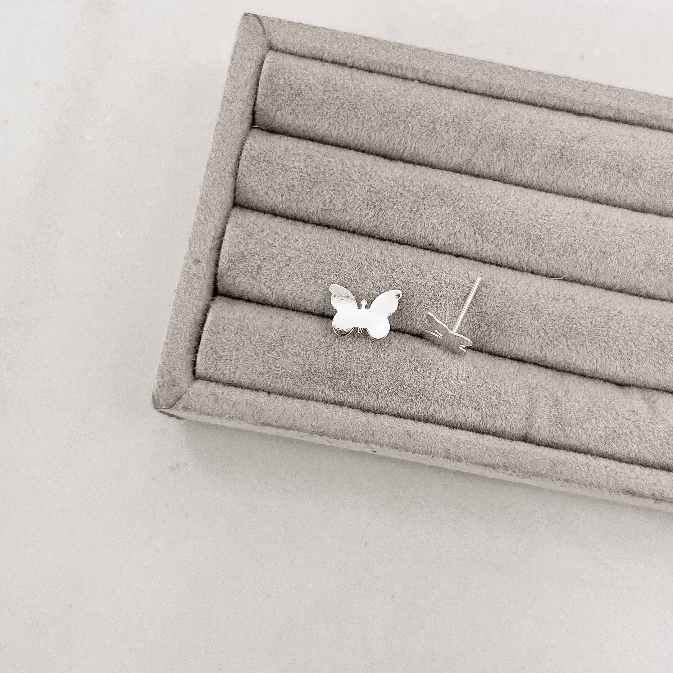 Brinco borboleta 10mm