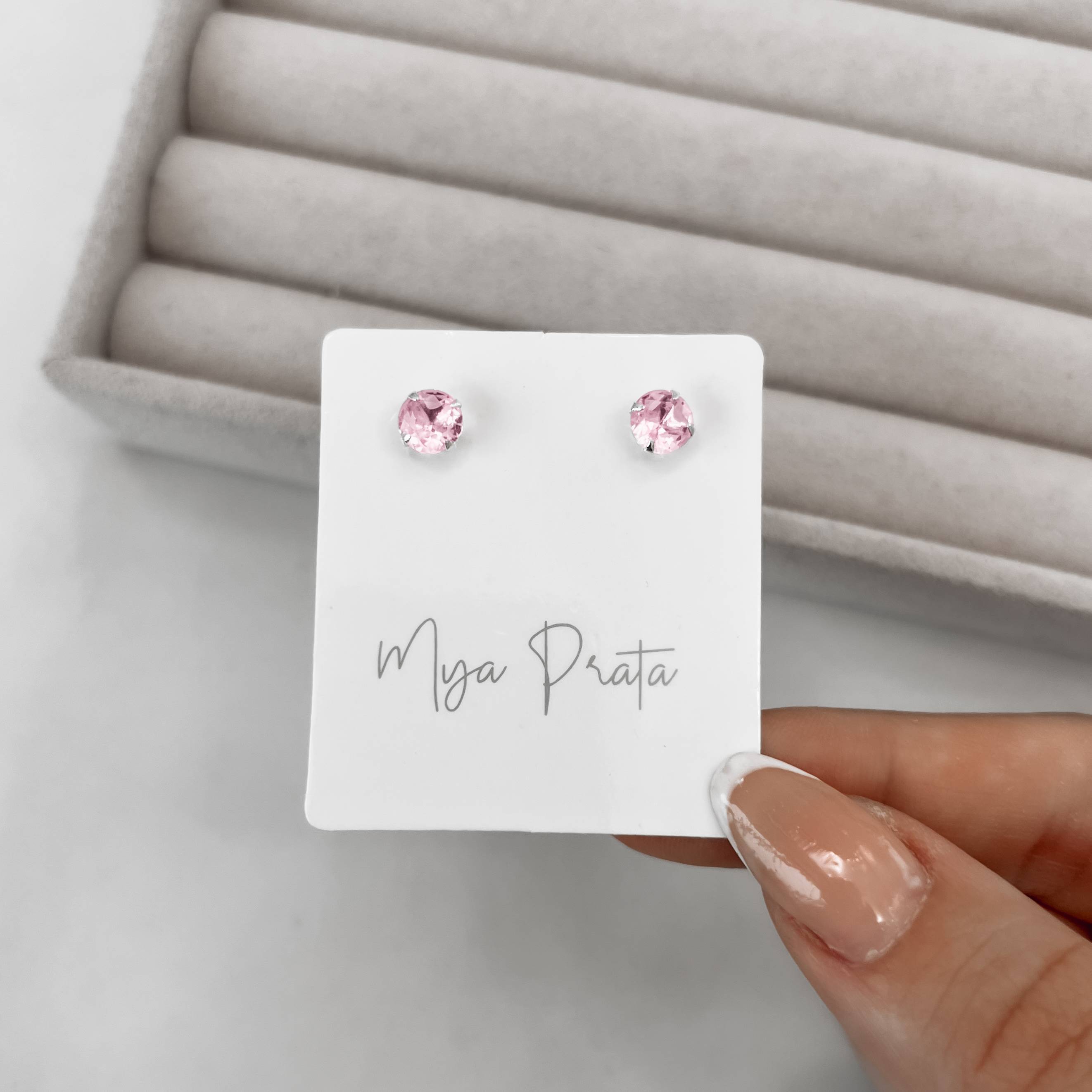 Imagem Secundária Brinco zircônia redonda rosa 6mm