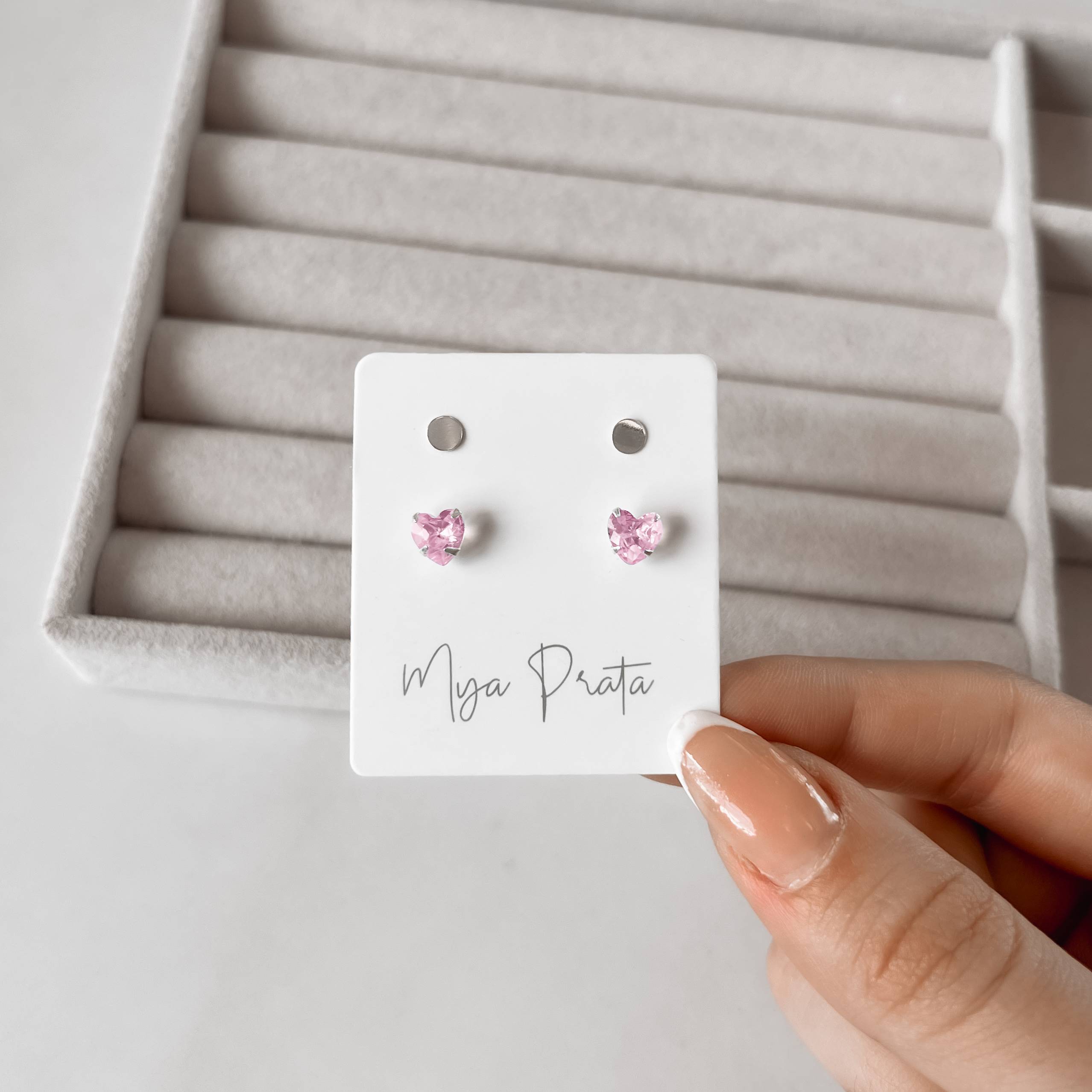 Dupla círculo 4mm e zircônia coração rosa 6mm