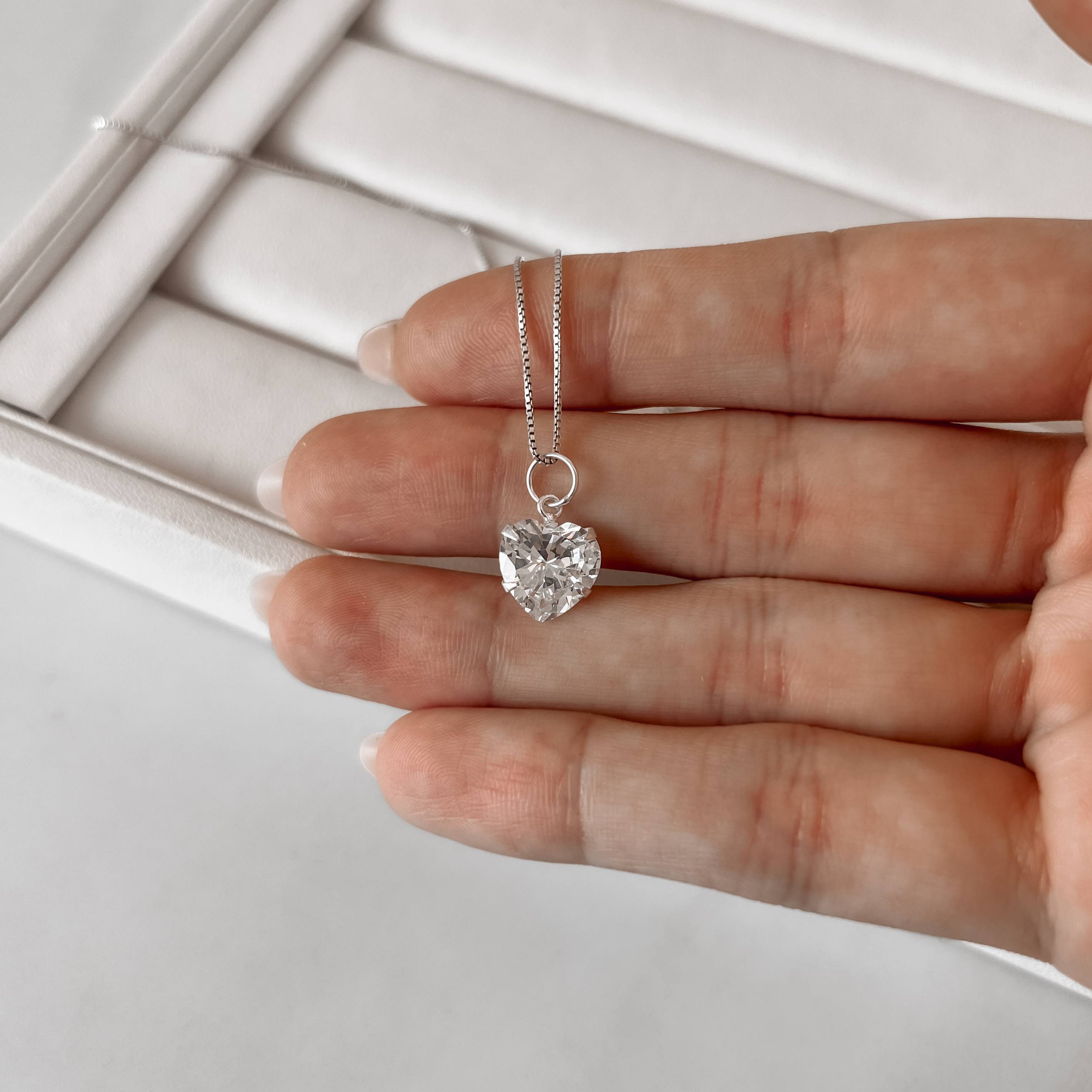 Imagem Secundária Colar pingente zircônia coração 10mm 45cm