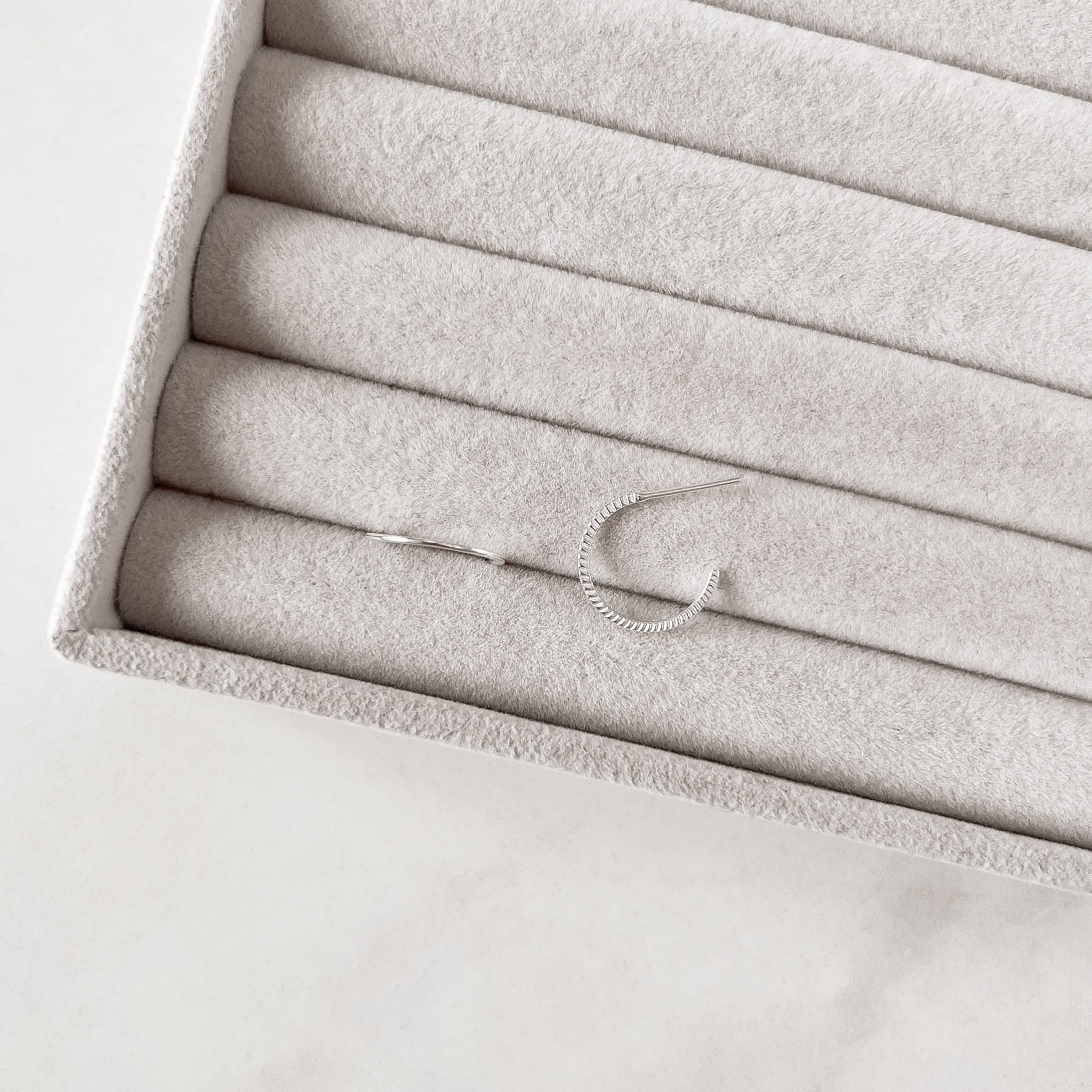 Imagem Argola detalhe riscado 14mm tarraxa