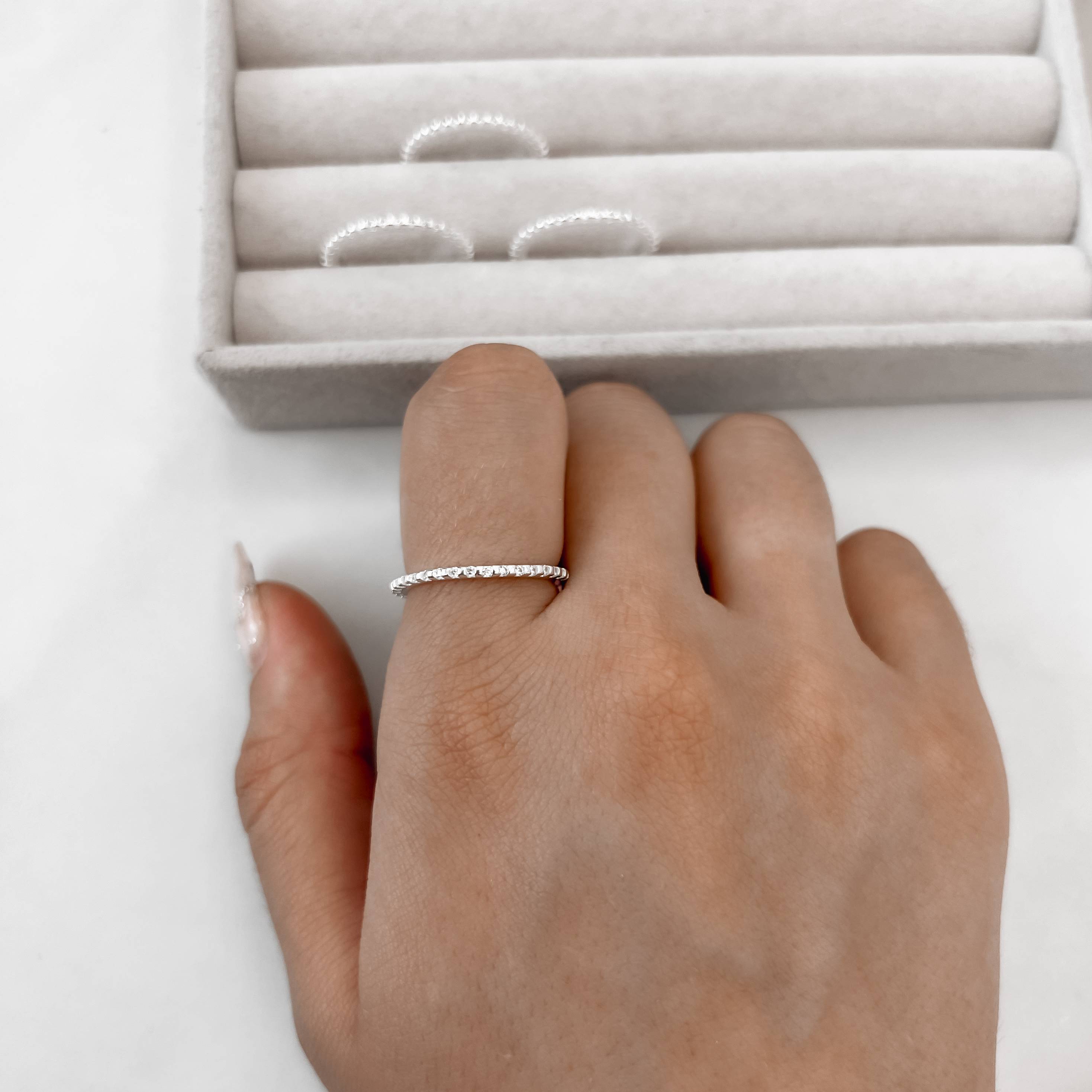 Imagem Secundária Aliança toda cravejada