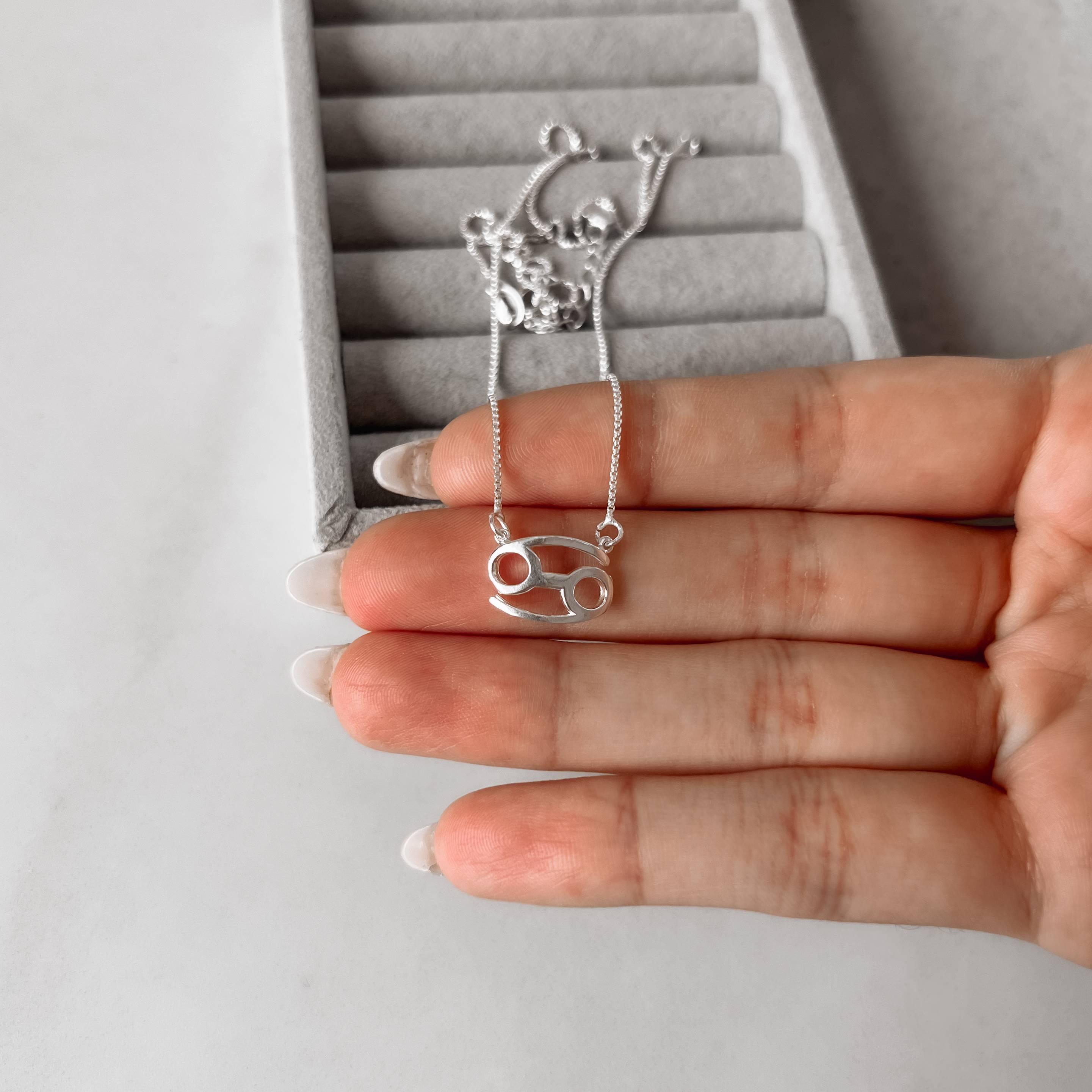 Imagem Secundária Colar signo câncer 45cm