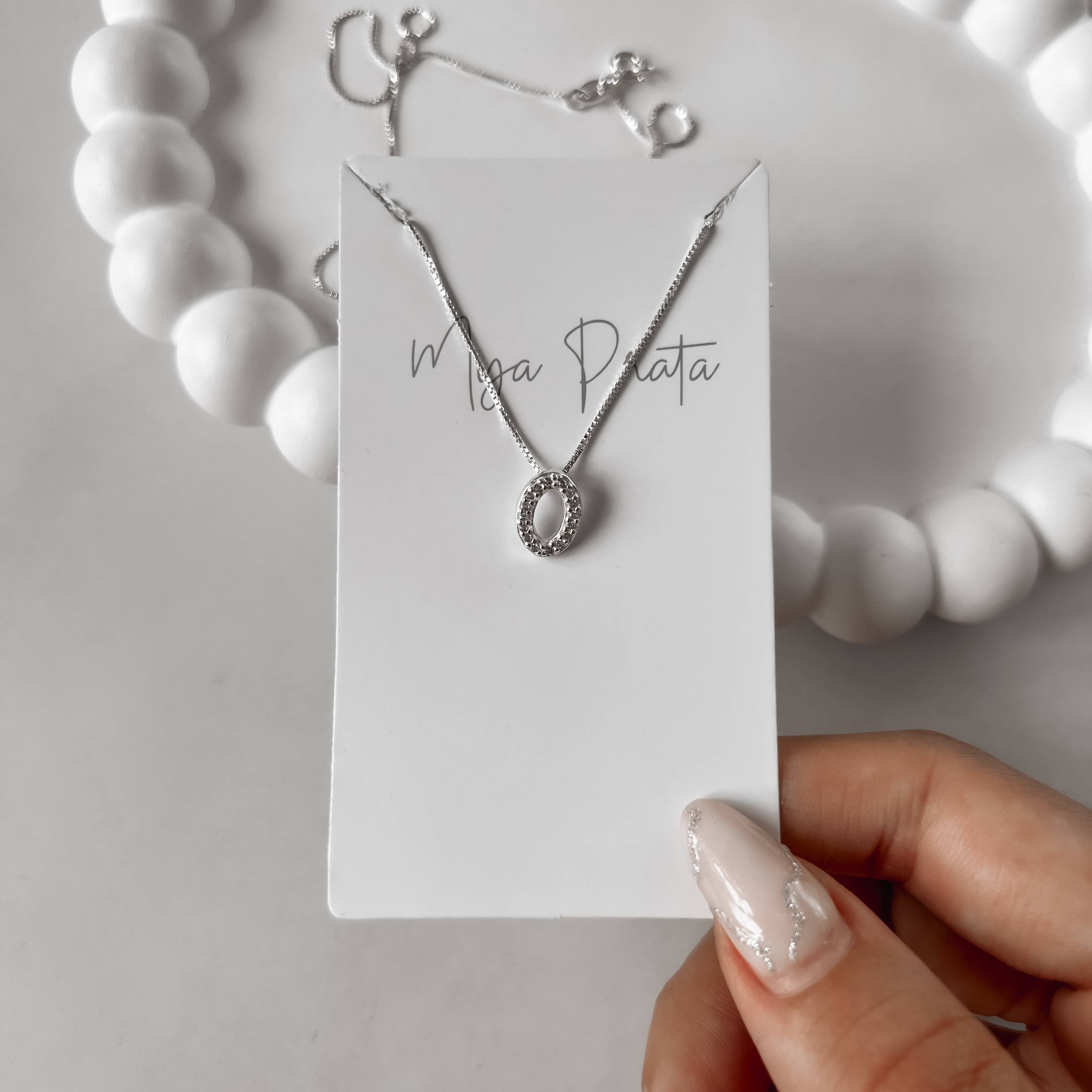 Imagem Secundária Colar letra O cravejada 45cm