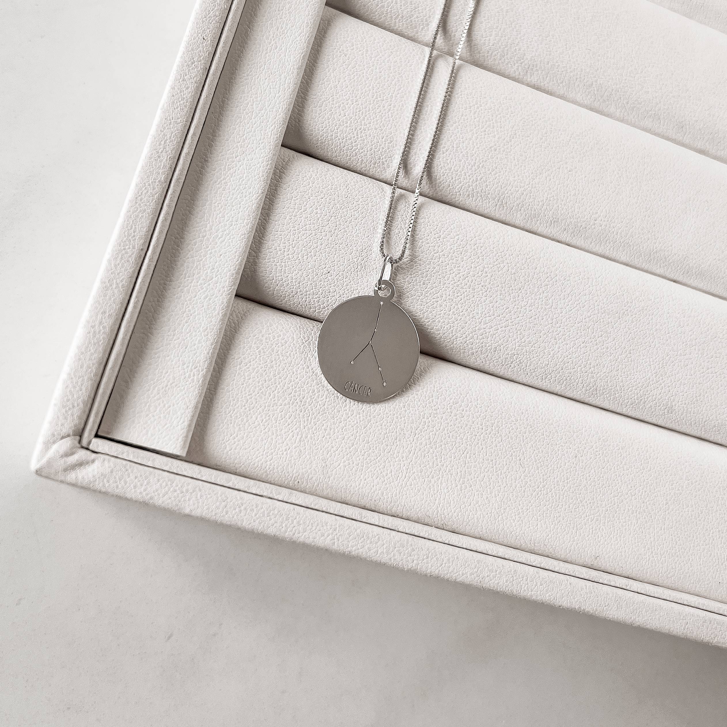 Imagem Colar pingente constelação signo câncer 45cm