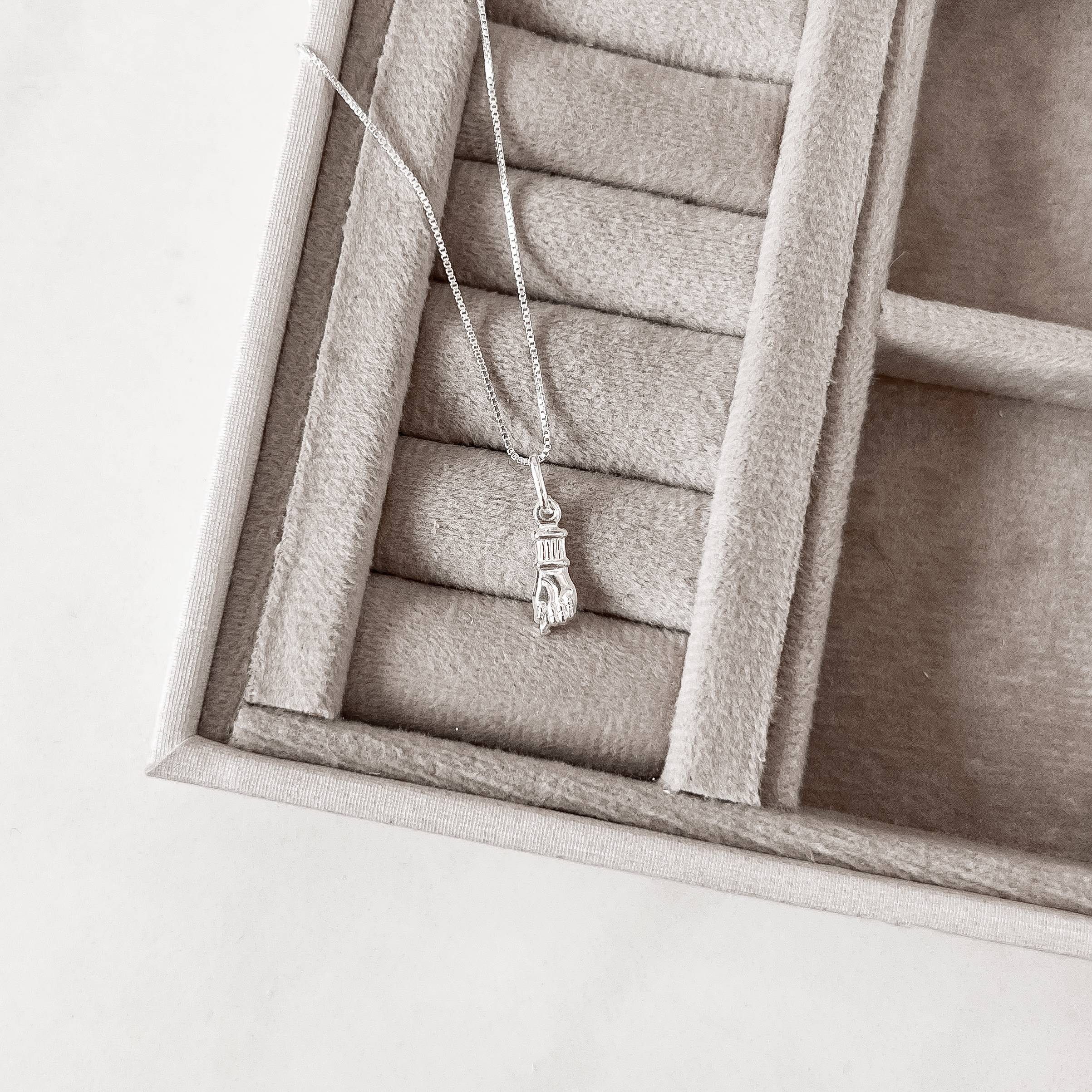 Imagem Secundária Colar pingente figa 11mm 40cm