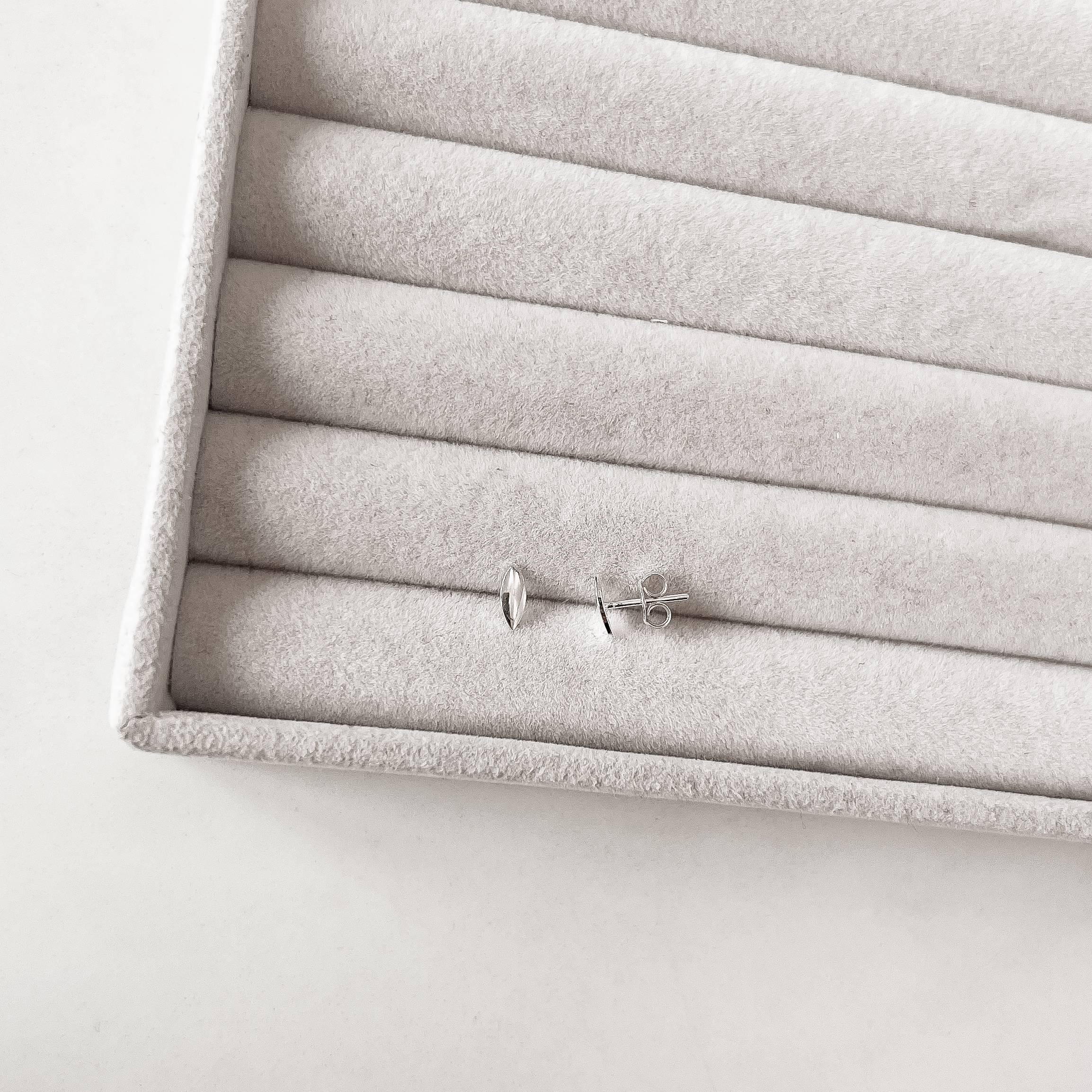 Imagem Brinco navete 7mm