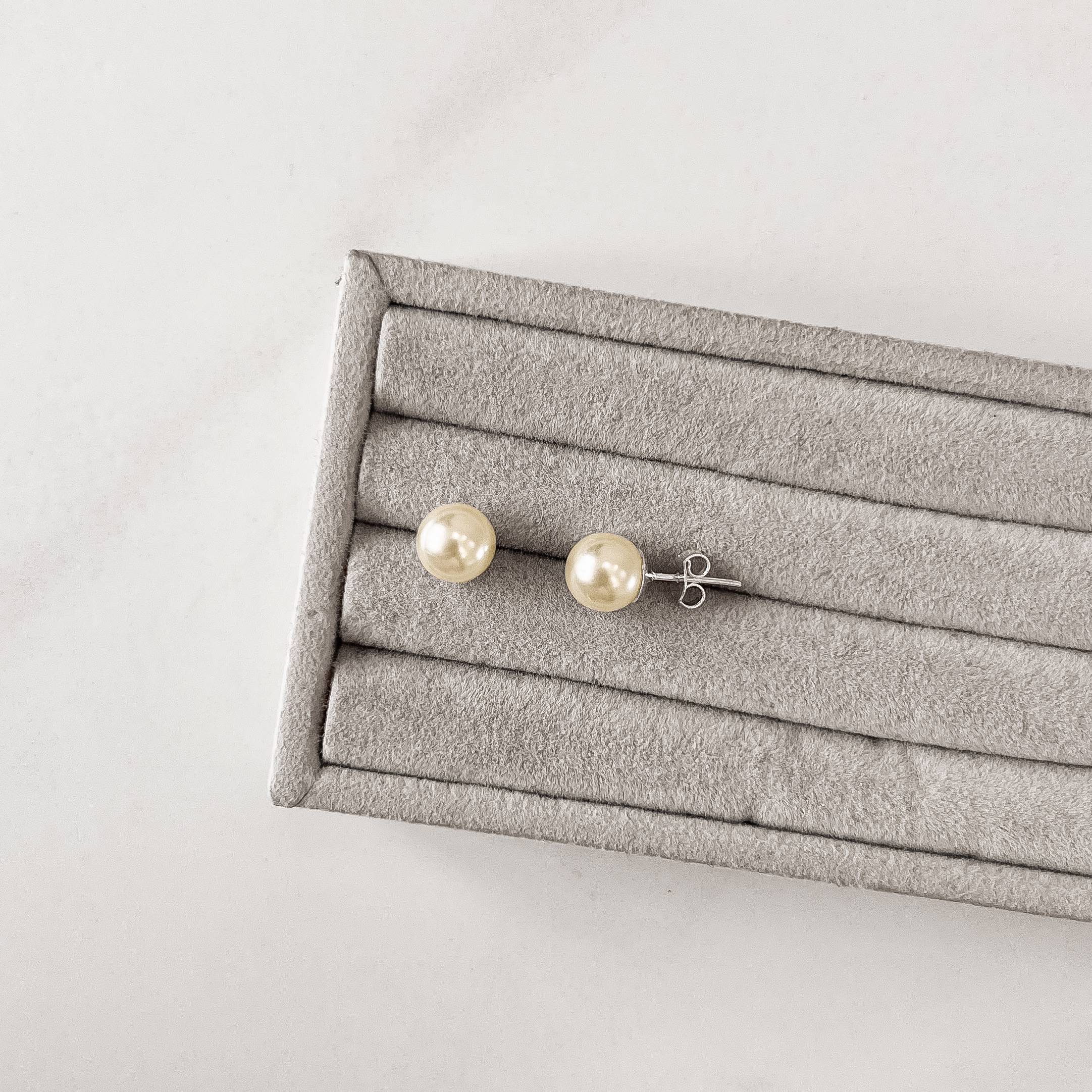 Imagem Brinco pérola redonda 8mm