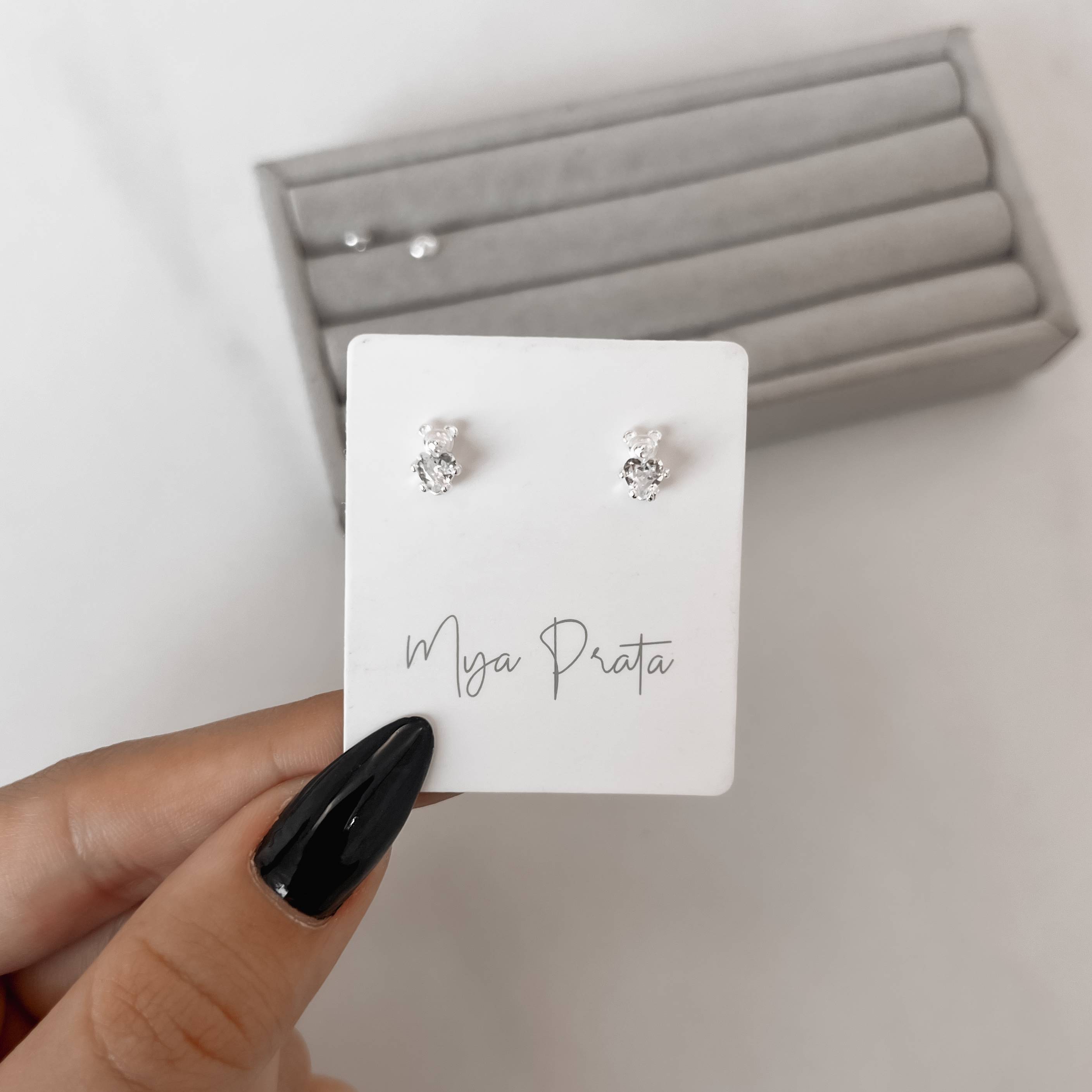 Imagem Brinco infantil urso com zircônia coração cristal 7mm tarraxa baby