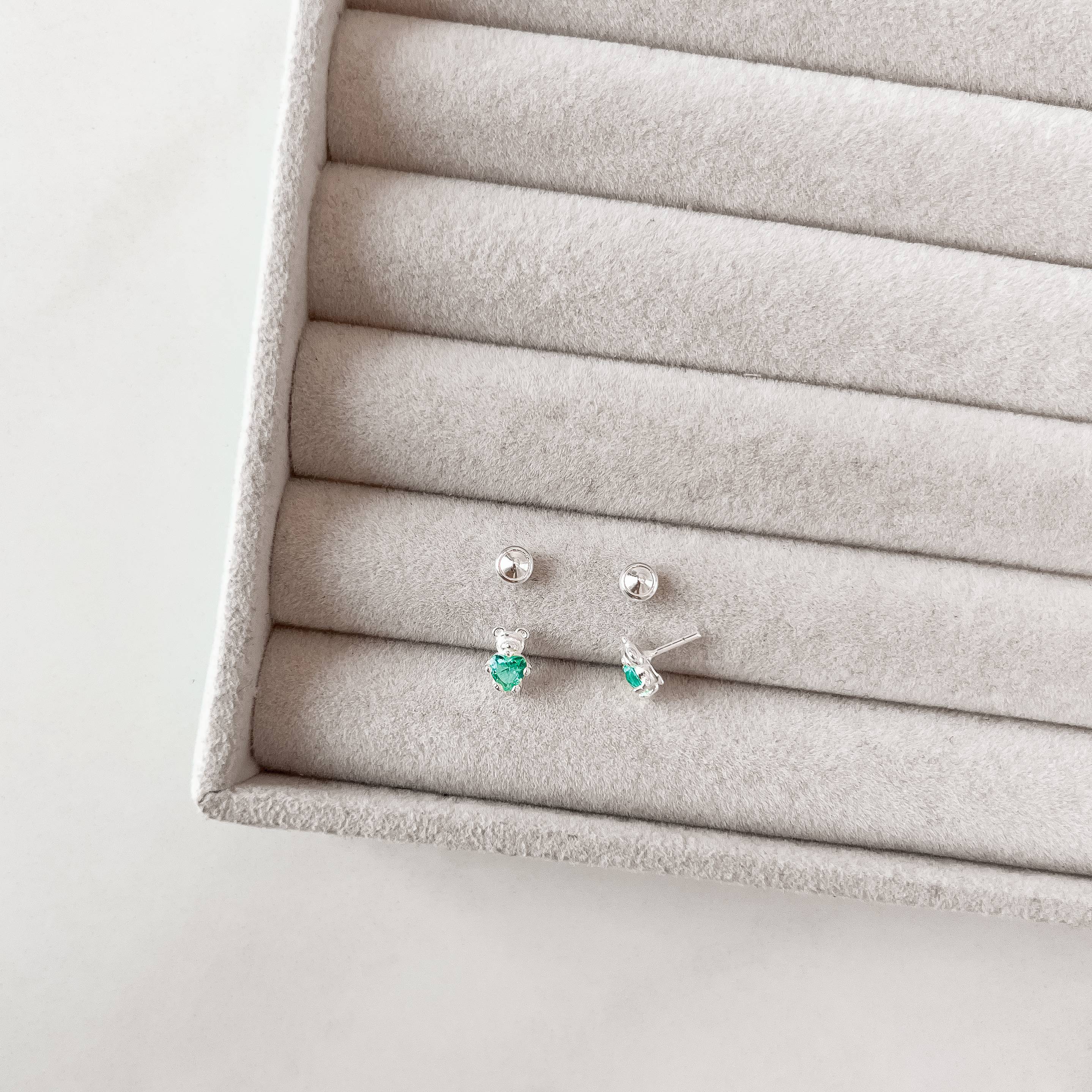 Imagem Secundária Brinco infantil urso com zircônia coração acqua 7mm tarraxa baby