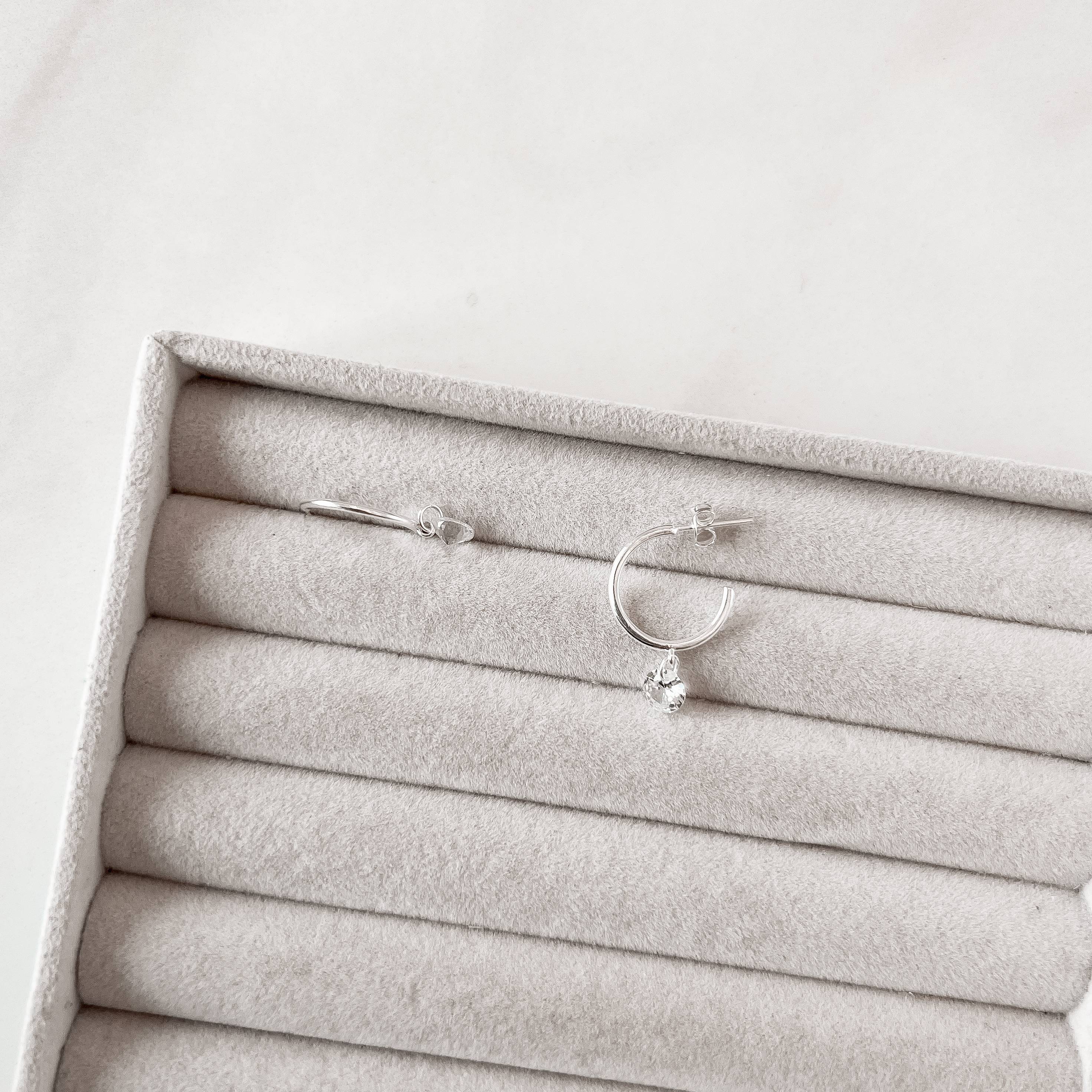 Imagem Argola 17mm tarraxa pingente zircônia cristal