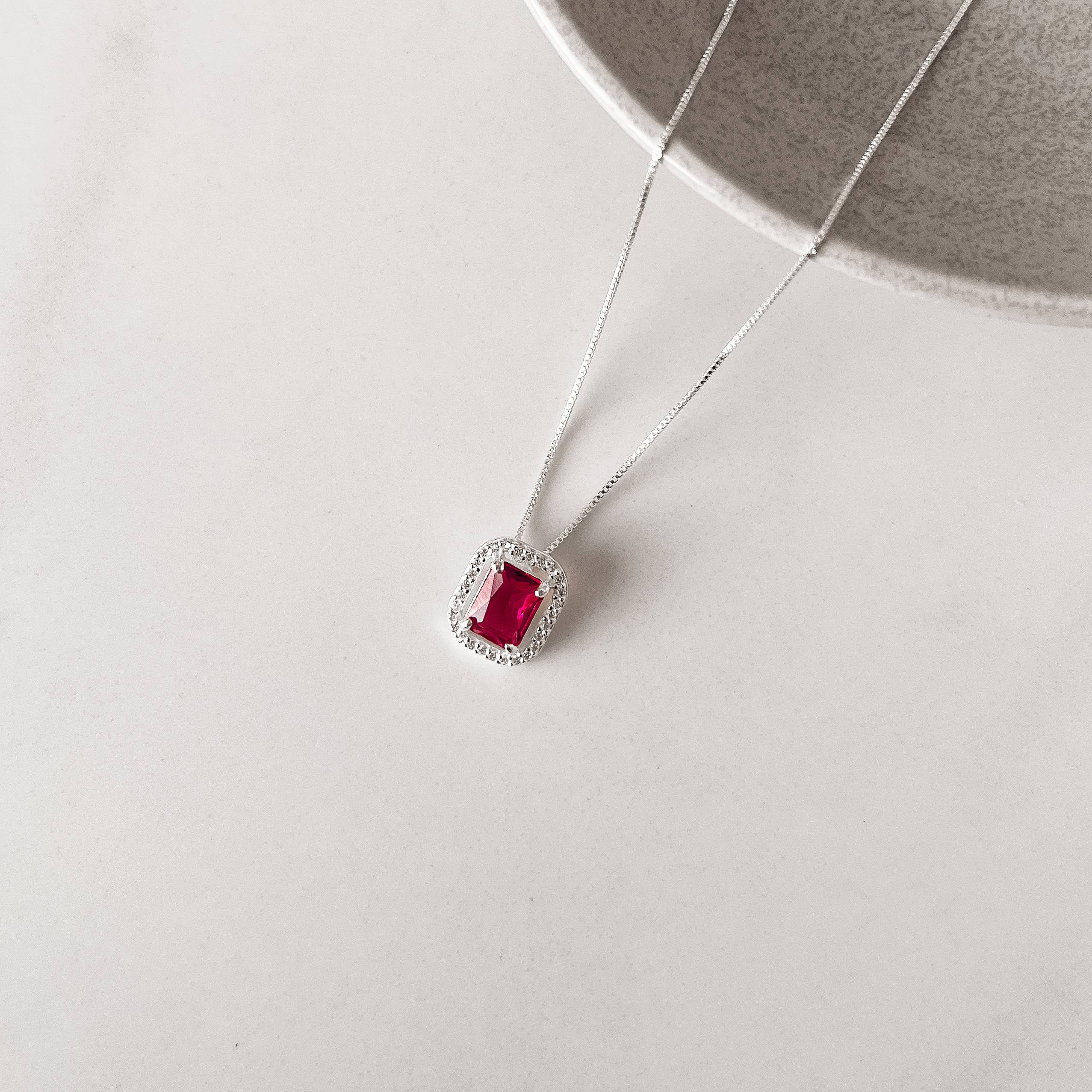 Imagem Colar zircônia retangular cereja com cravejado 13mm 45cm