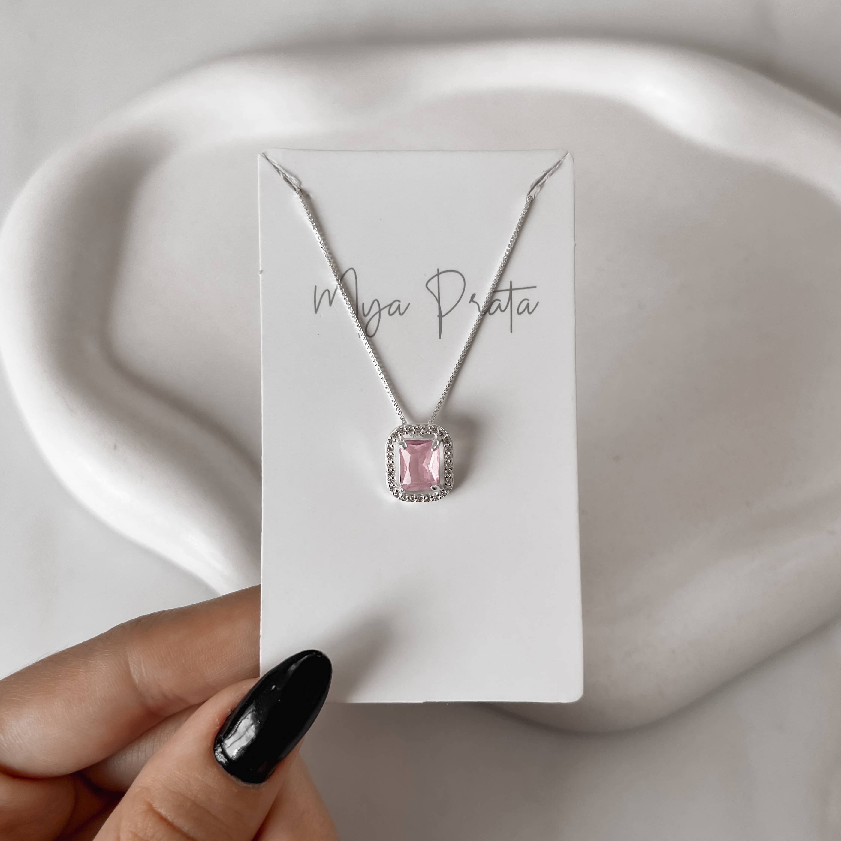 Imagem Colar zircônia retangular rosa com cravejado 13mm 45cm