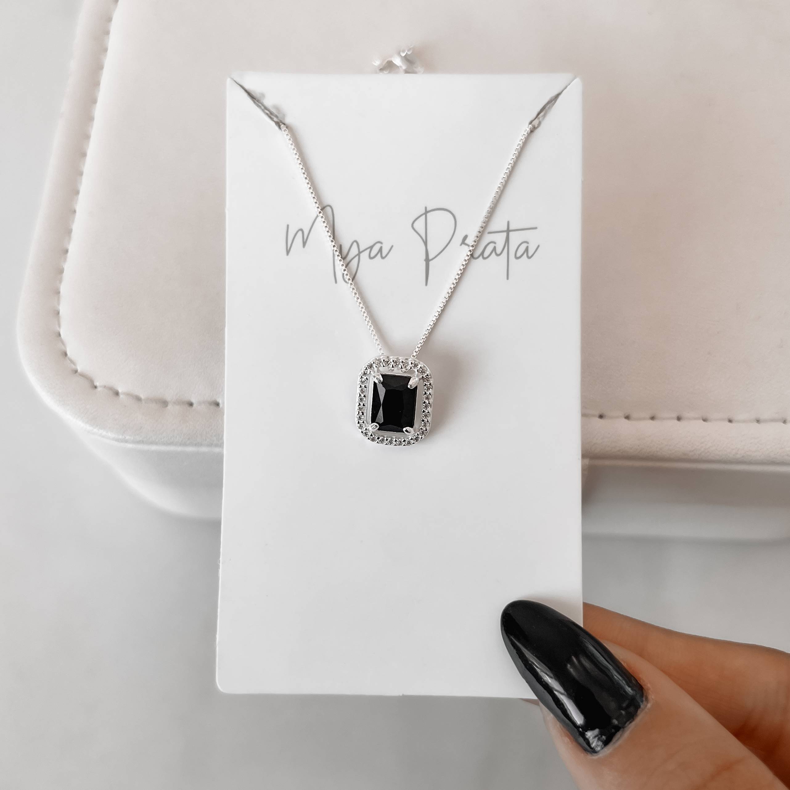 Imagem Colar zircônia retangular ônix com cravejado 13mm 45cm