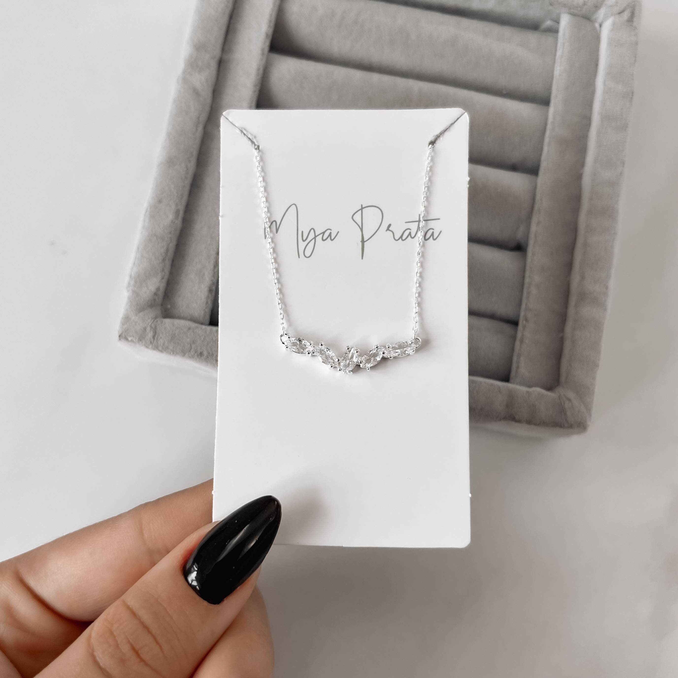 Imagem Colar entremeio zircônias navete 26mm 40+5cm