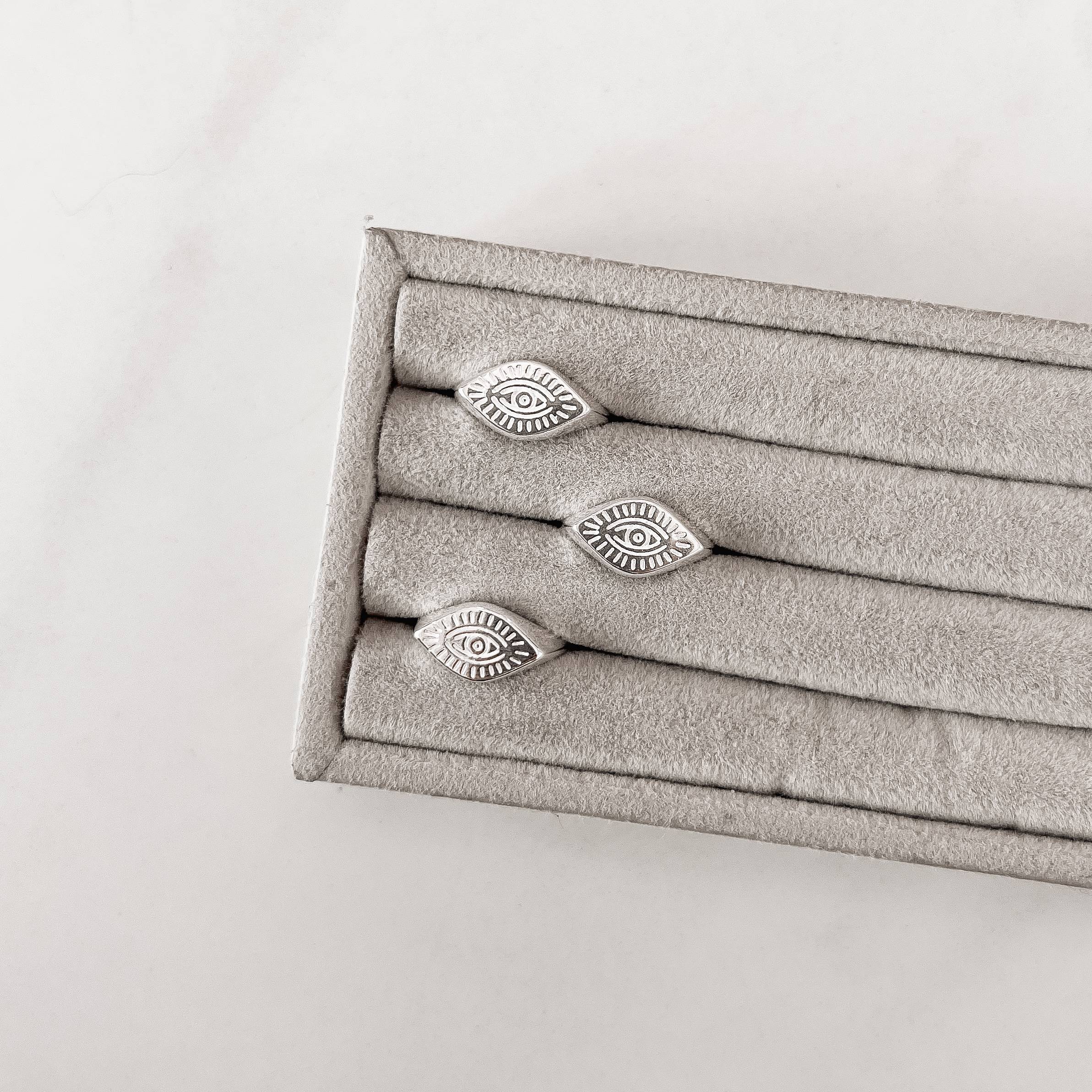 Imagem Secundária Anel olho grego navete desenhado dedinho