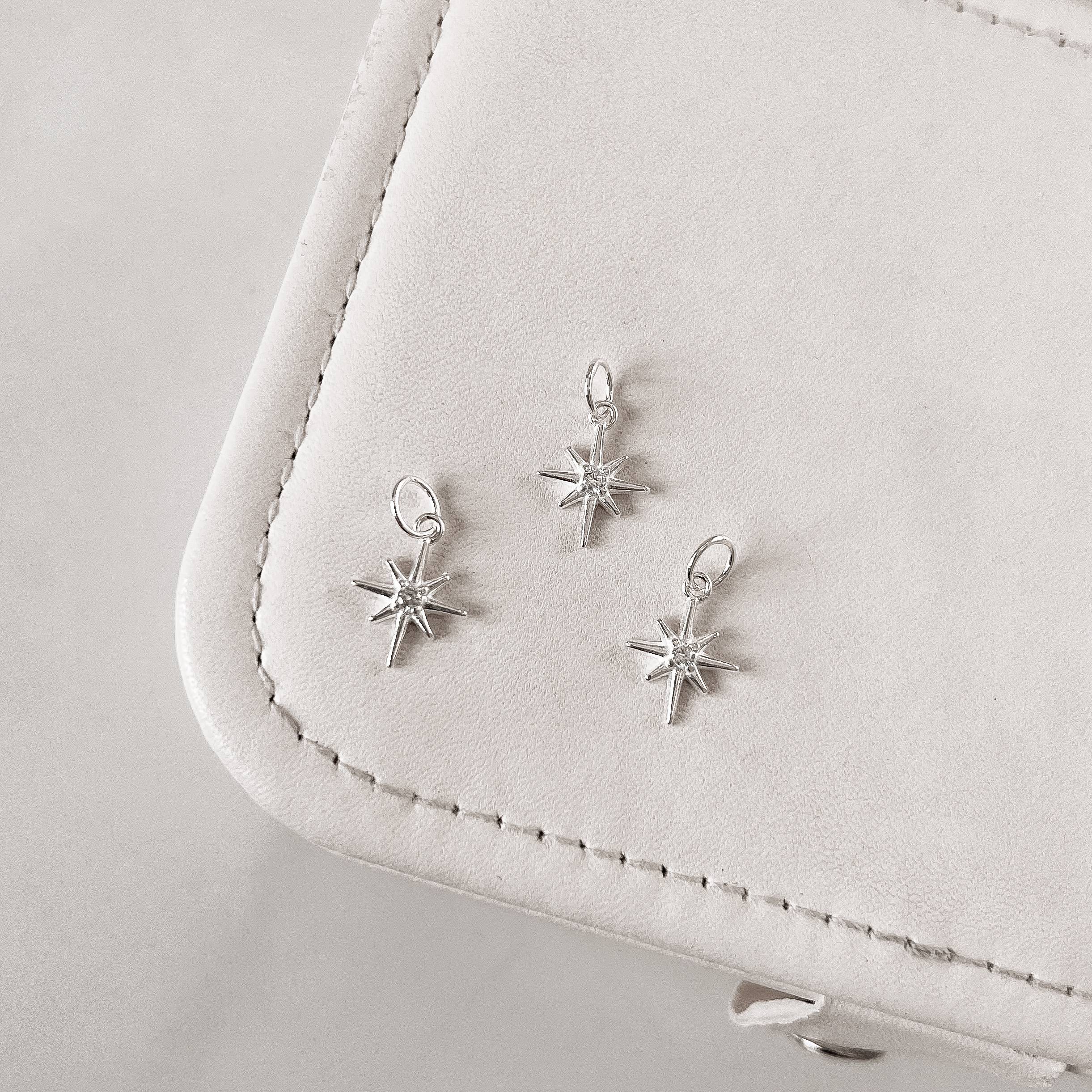 Pingente estrela detalhe zircônia 12mm