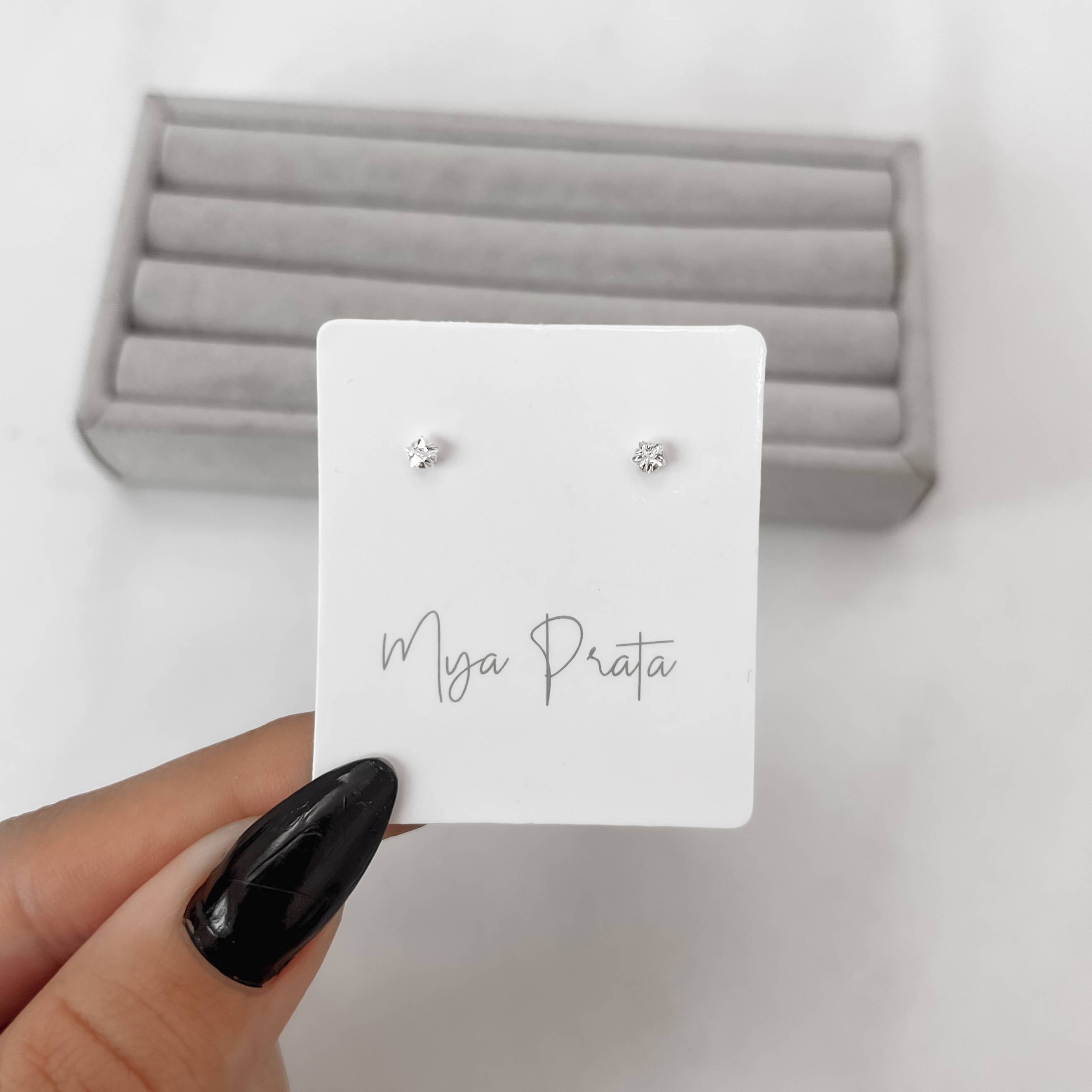 Imagem Secundária Brinco zircônia estrela 3mm