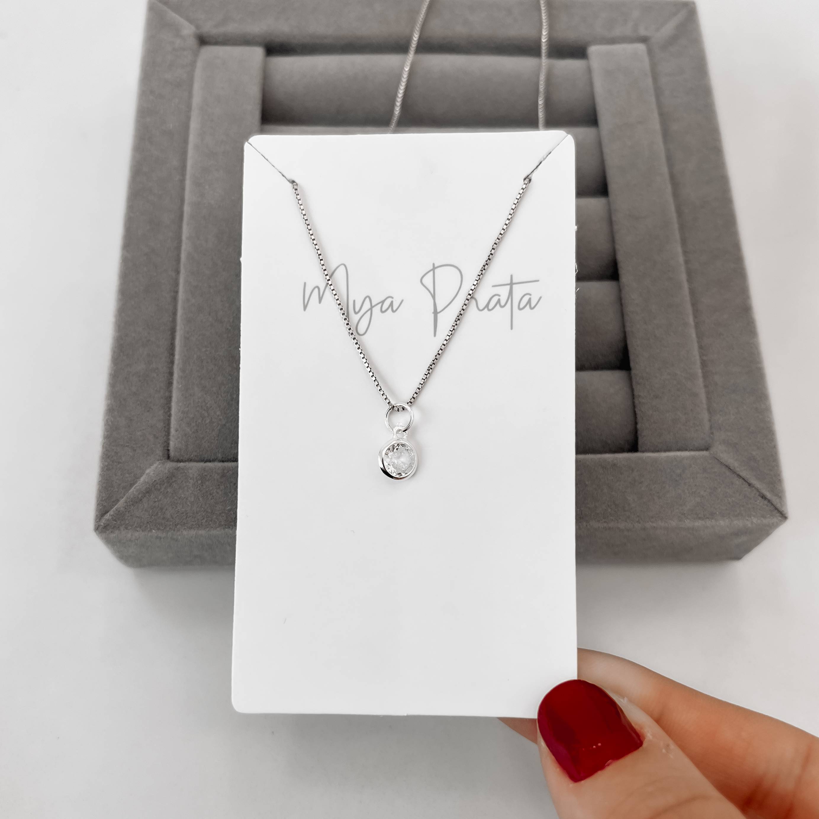 Colar pingente zircônia redonda embutida 6mm 40cm