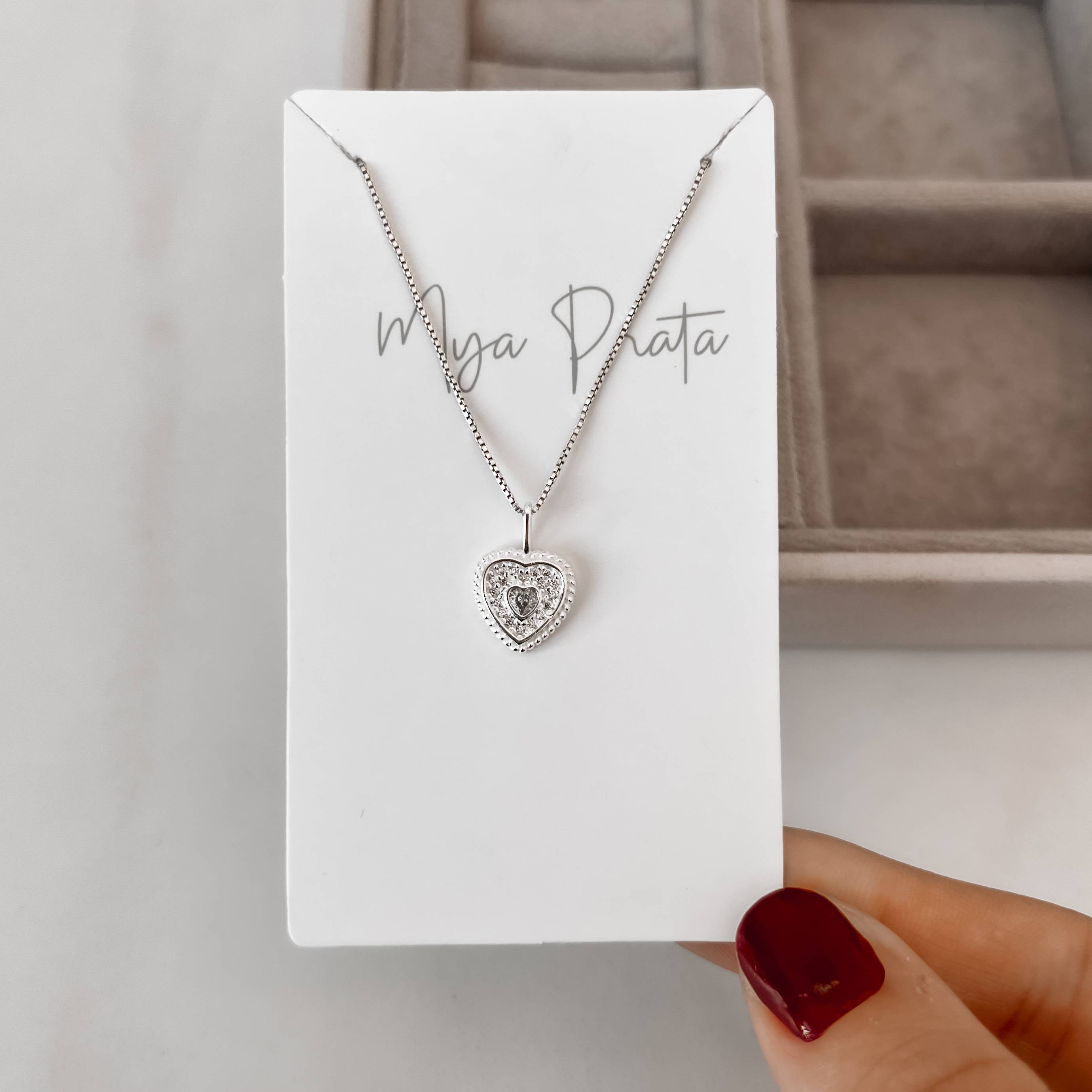 Imagem Colar pingente coração cravejado detalhe zircônia coração 11mm 45cm