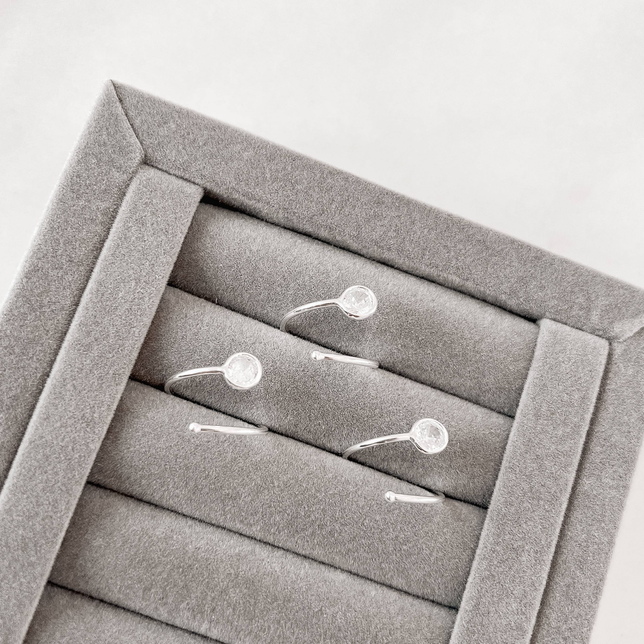 Anel bola e zircônia cristal 5mm regulável P